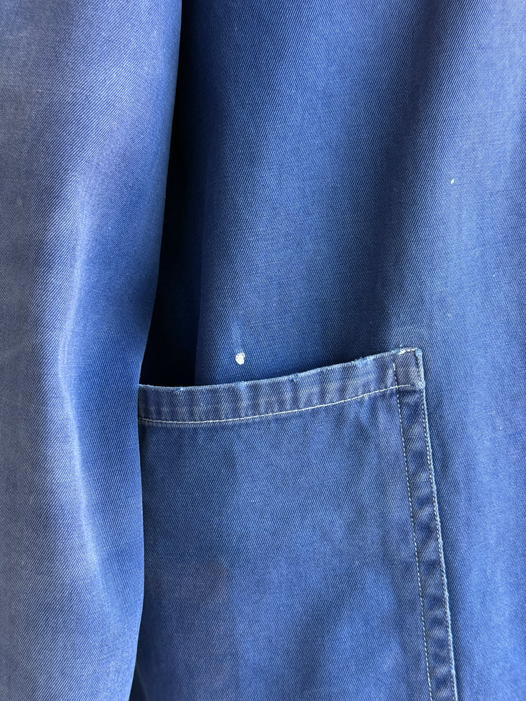 Faded Blue French 1970s Vintage Workwear Chore Jacket CH454 - Small