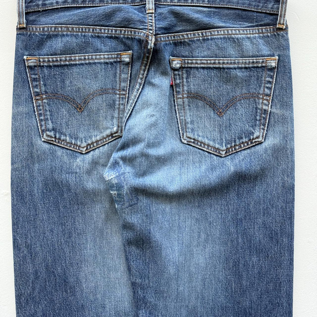 Blue Levi's Denim Straight Leg 90's Vintage Jeans - 32” x 31”
