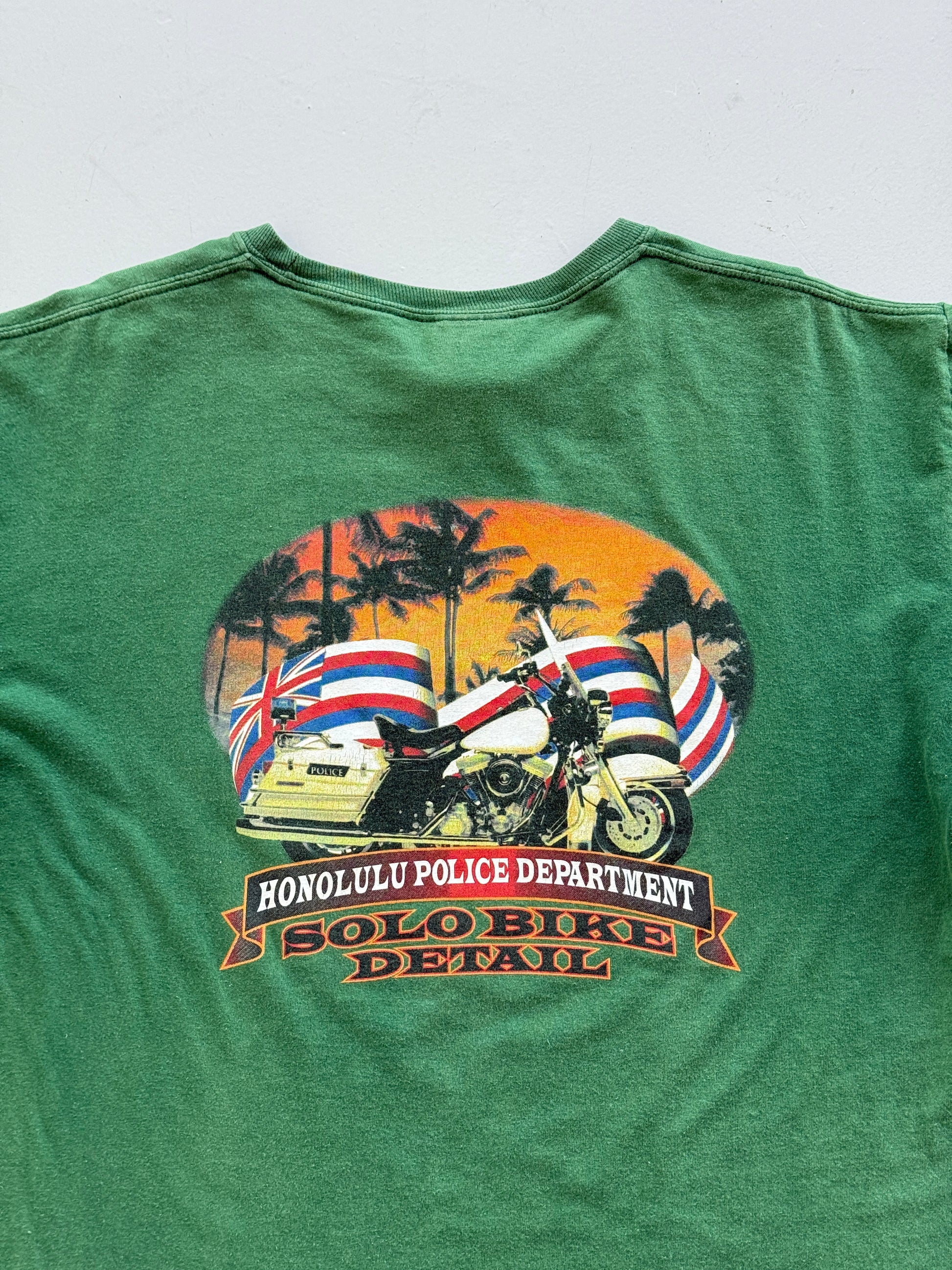 Green Honolulu Police 00's Vintage Graphic T-Shirt - Medium