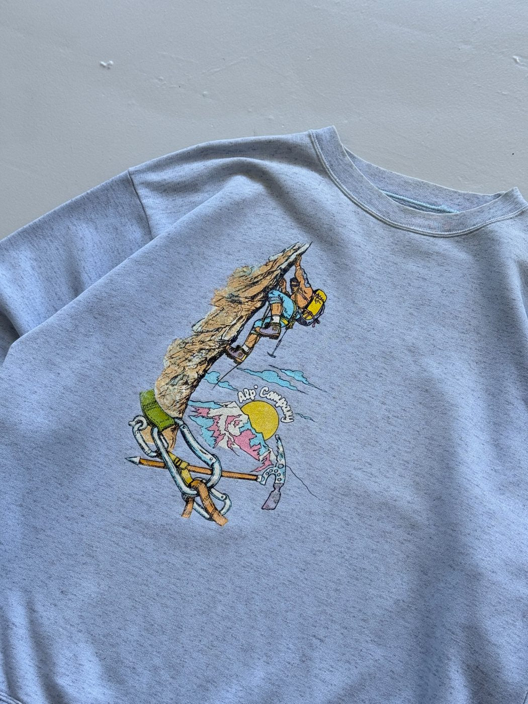Alp Company Rock Climbing Graphic Vintage Sweatshirt - Large