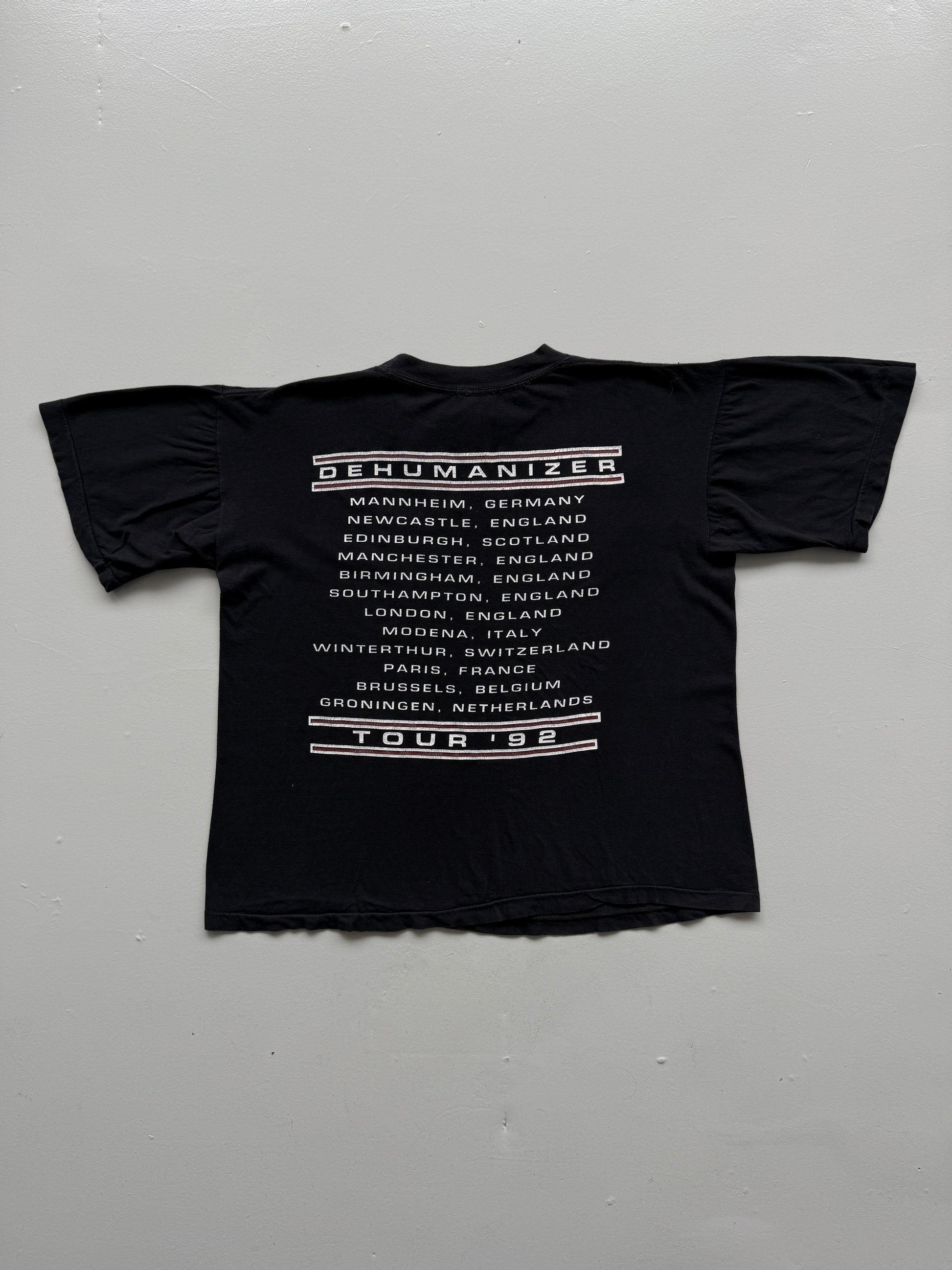 Black Sabbath 90's Vintage European Tour Graphic Band T-Shirt - Cropped XL