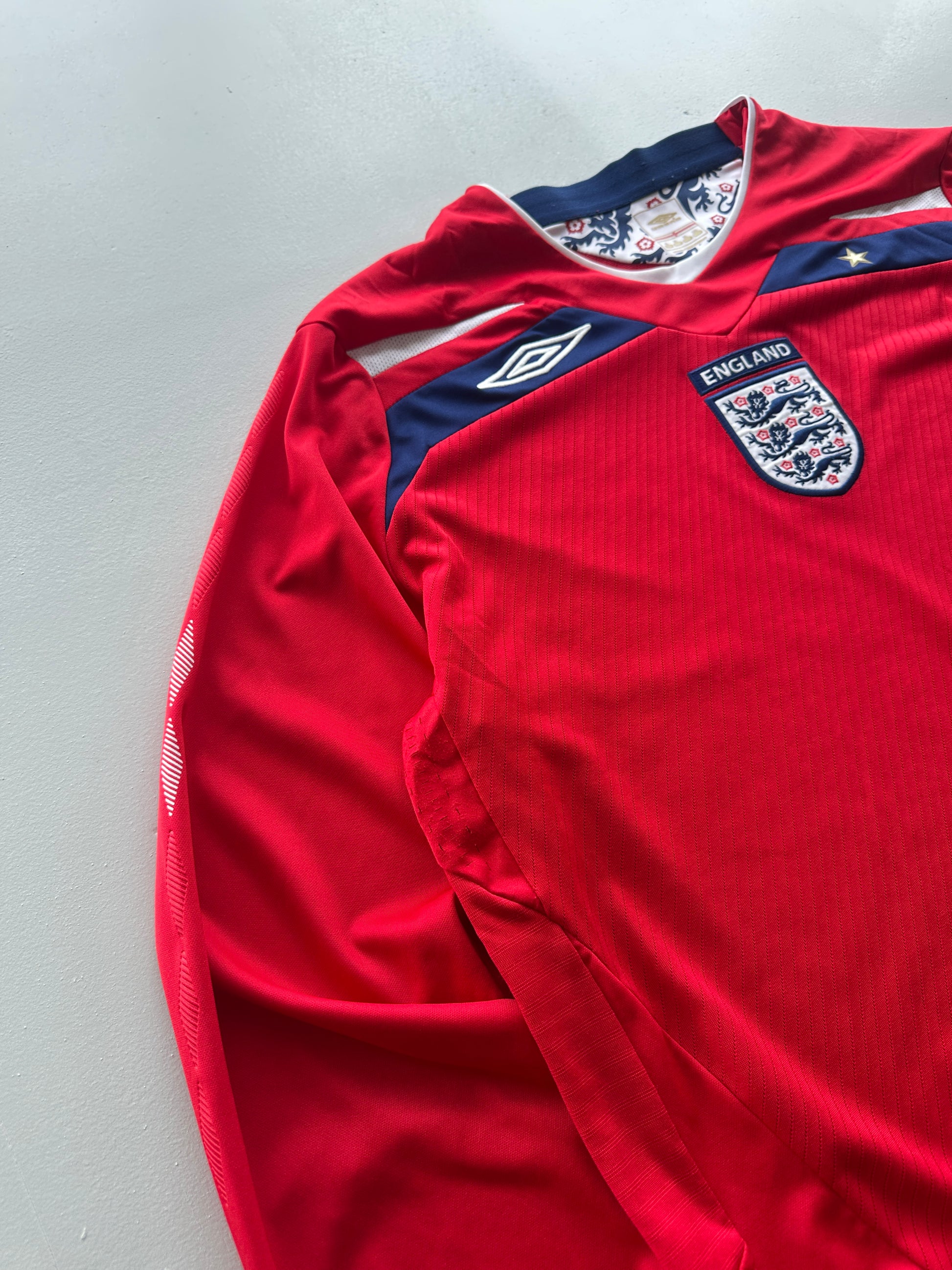 Umbro England 2008-10 Away Long Sleeve Vintage Football Shirt - XL