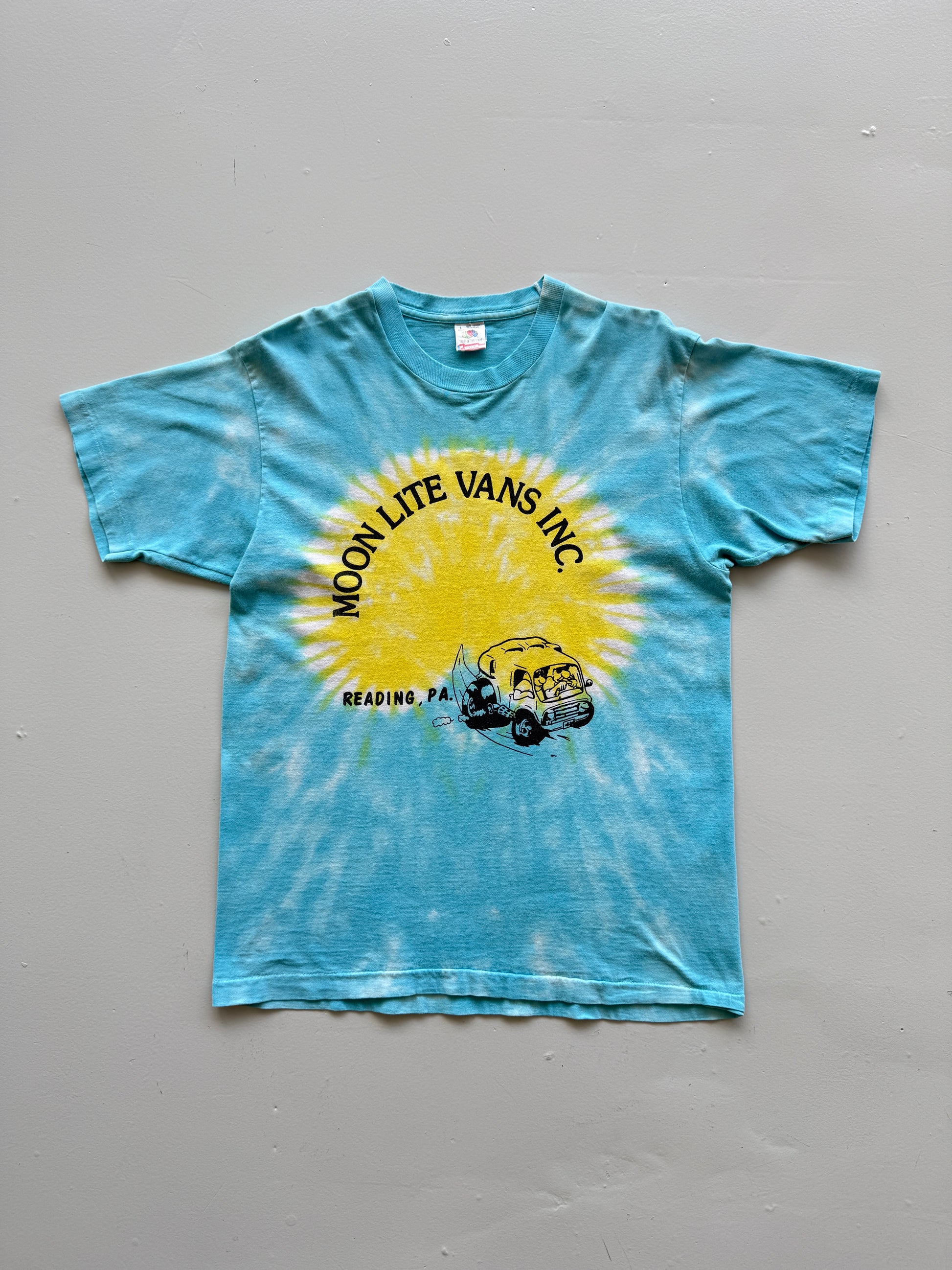 Blue Tie-Dye 90's Vintage Tourist Graphic Single Stitch T-Shirt - Medium