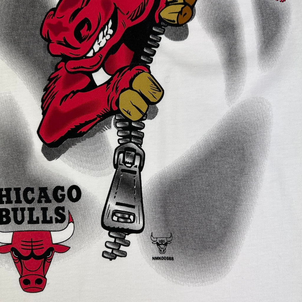 White Vintage Chicago Bulls NBA Baby T-shirt - Small Size 6/8