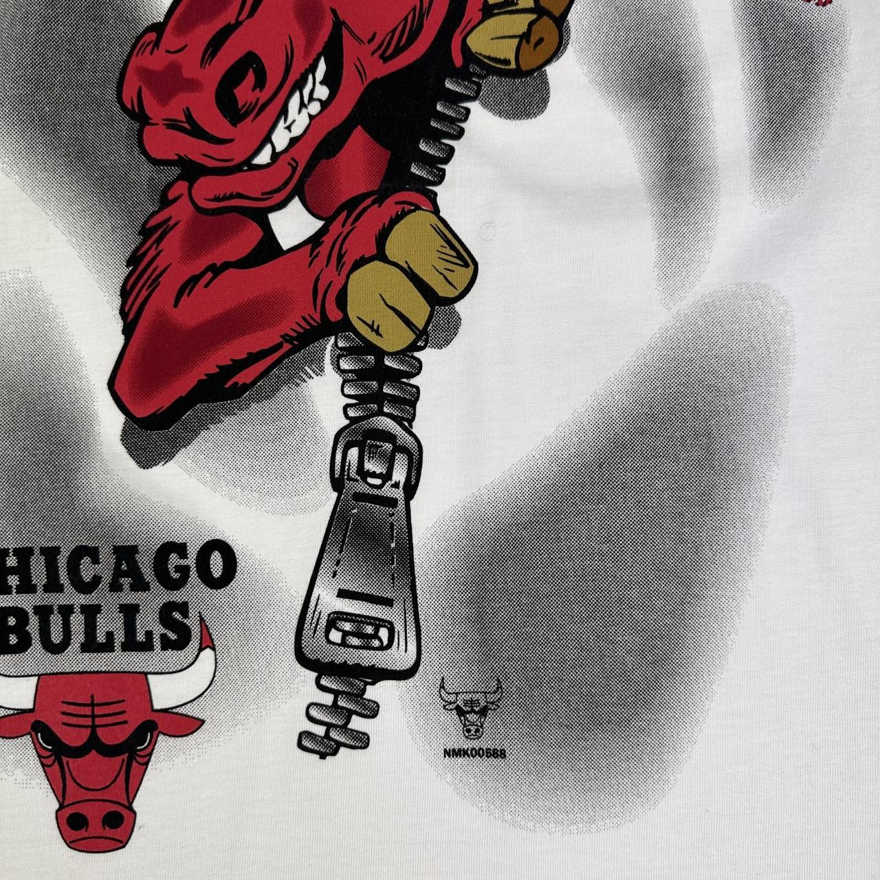 White Vintage Chicago Bulls NBA Baby T-shirt - Small Size 6/8