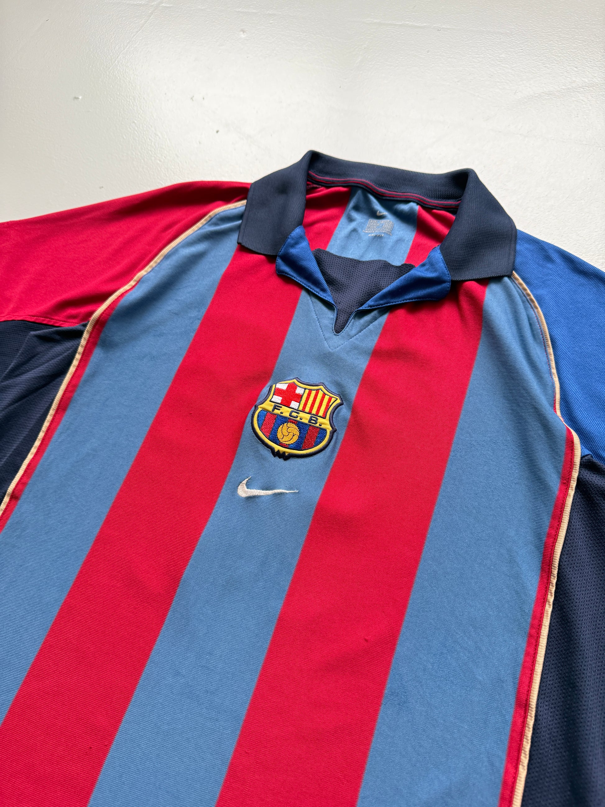Nike FC Barcelona Rivaldo #10 00's Vintage Home Football Shirt - Large