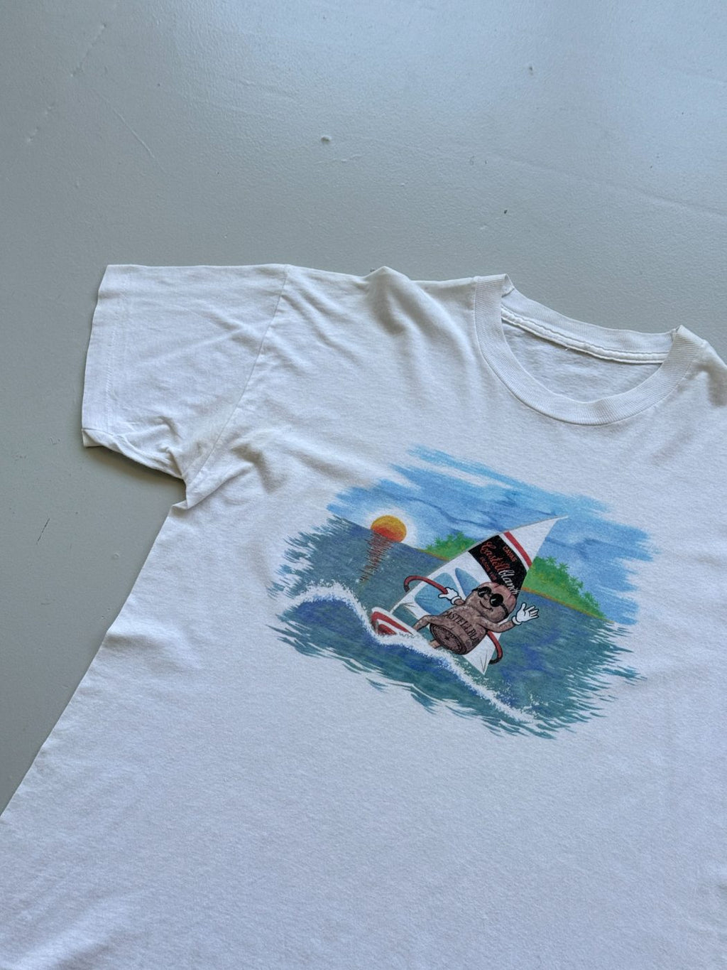 Cavas Castellblanch Single Stitch 80's Vintage Graphic T-Shirt - Large
