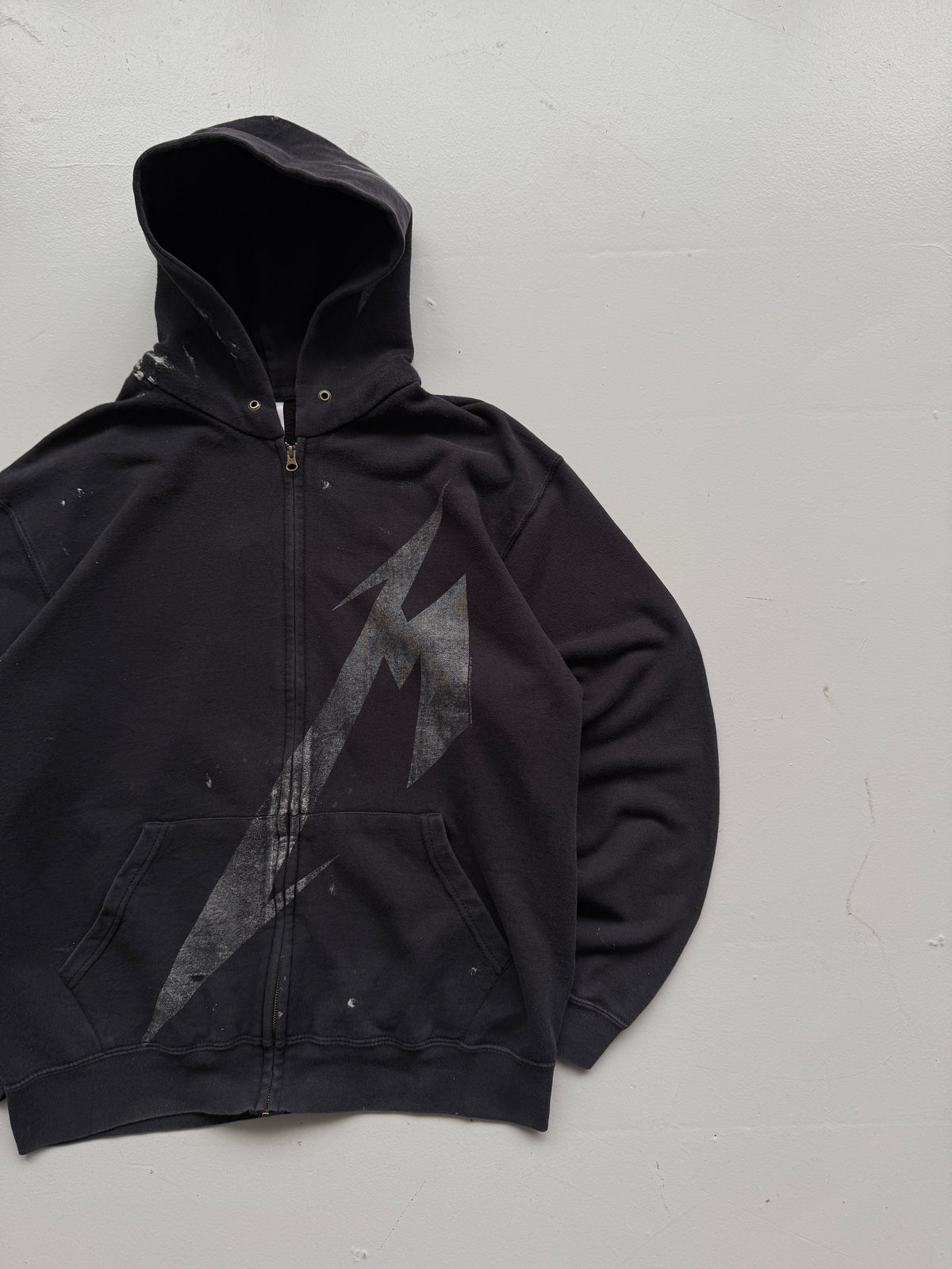 Metallica Since 1981 Vintage Zip-Up Hoodie - Medium