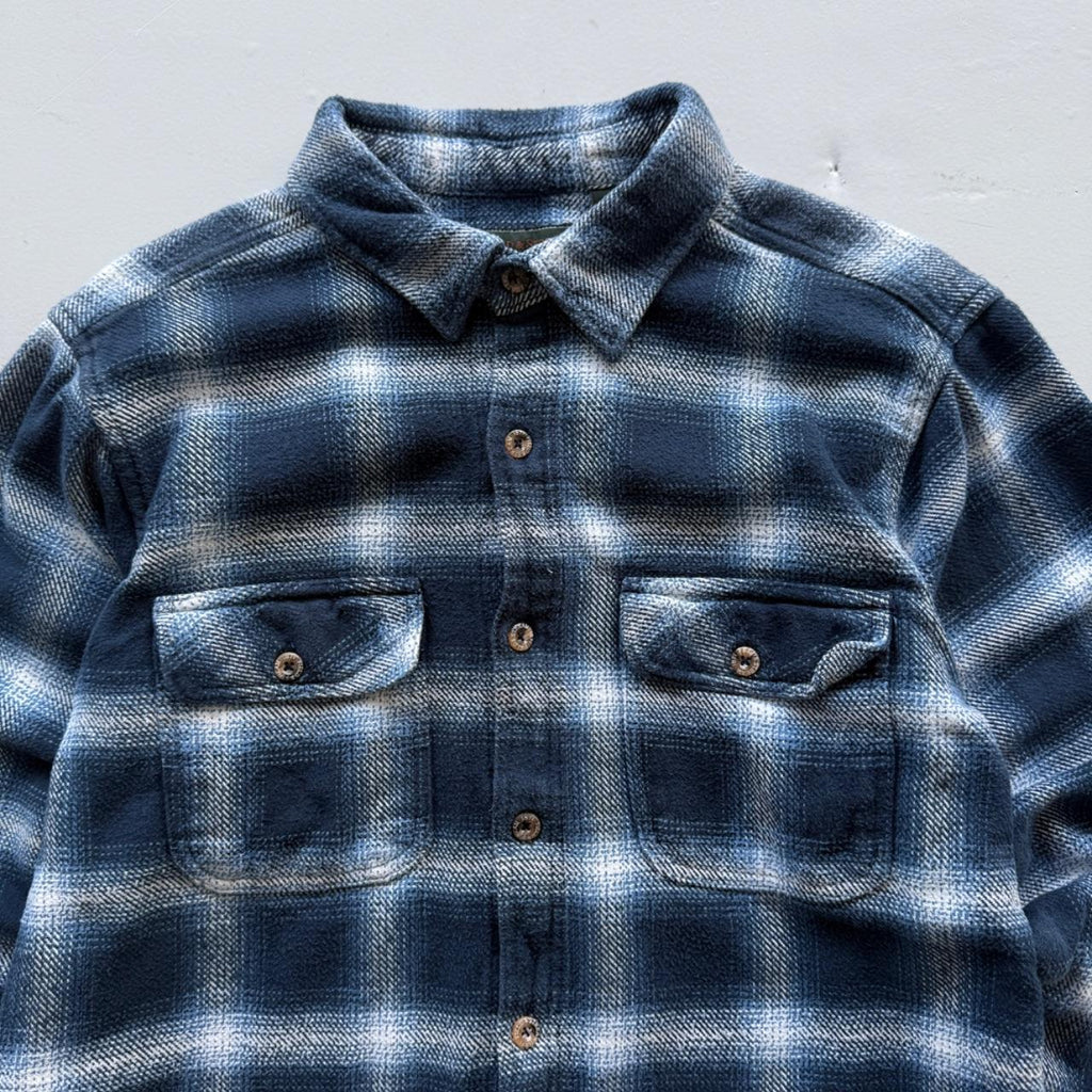 Blue Plaid Field and Stream 90’s Vintage Flannel Shirt - Medium