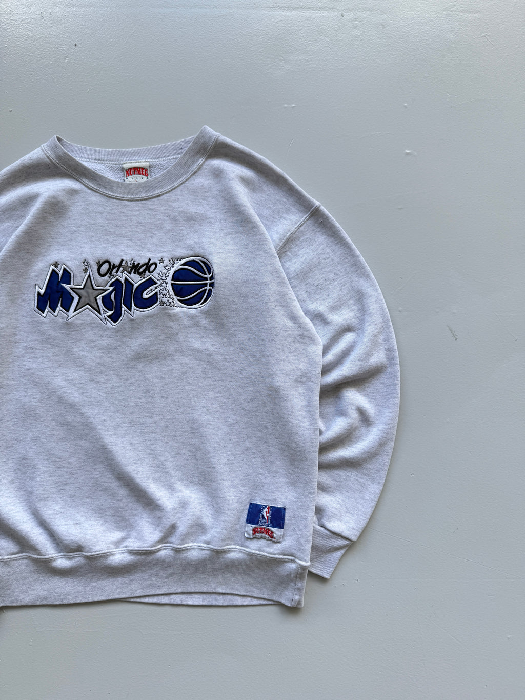 Grey Orlando Magic 90's Vintage Nutmeg Mills NBA Graphic Sweatshirt - Large