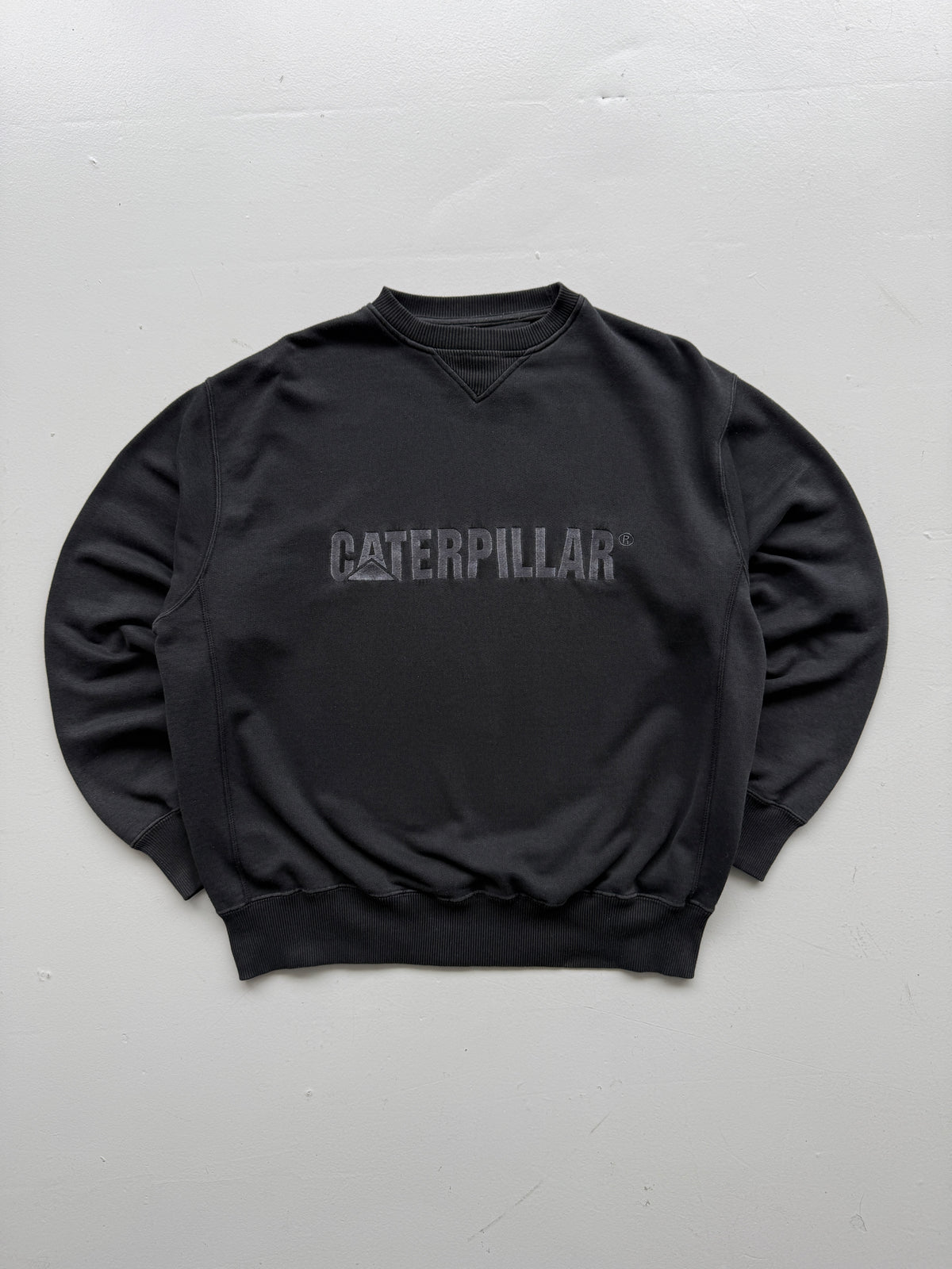 Caterpillar CAT Black Embroidered 90s Vintage Sweatshirt