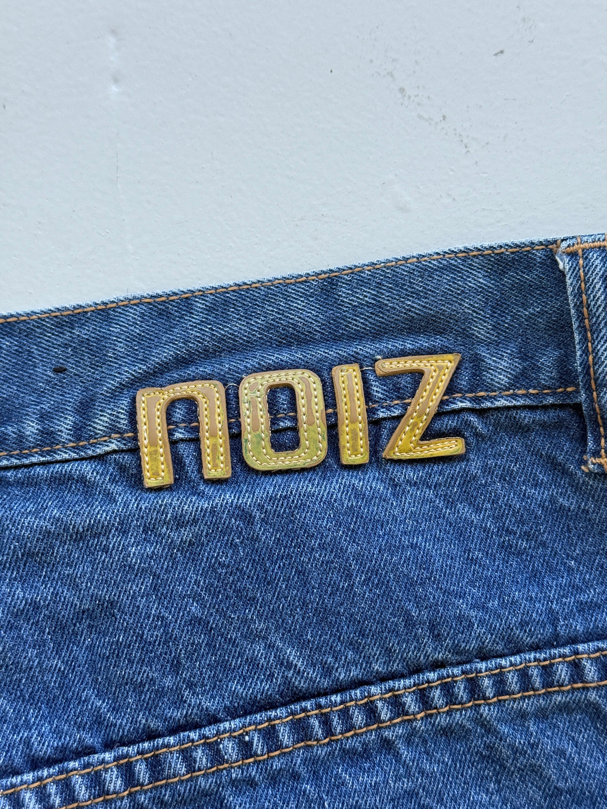 Mid Blue Noiz 00's Vintage Y2K Baggy Hip Hop Cargo Denim Shorts - W38 x L11