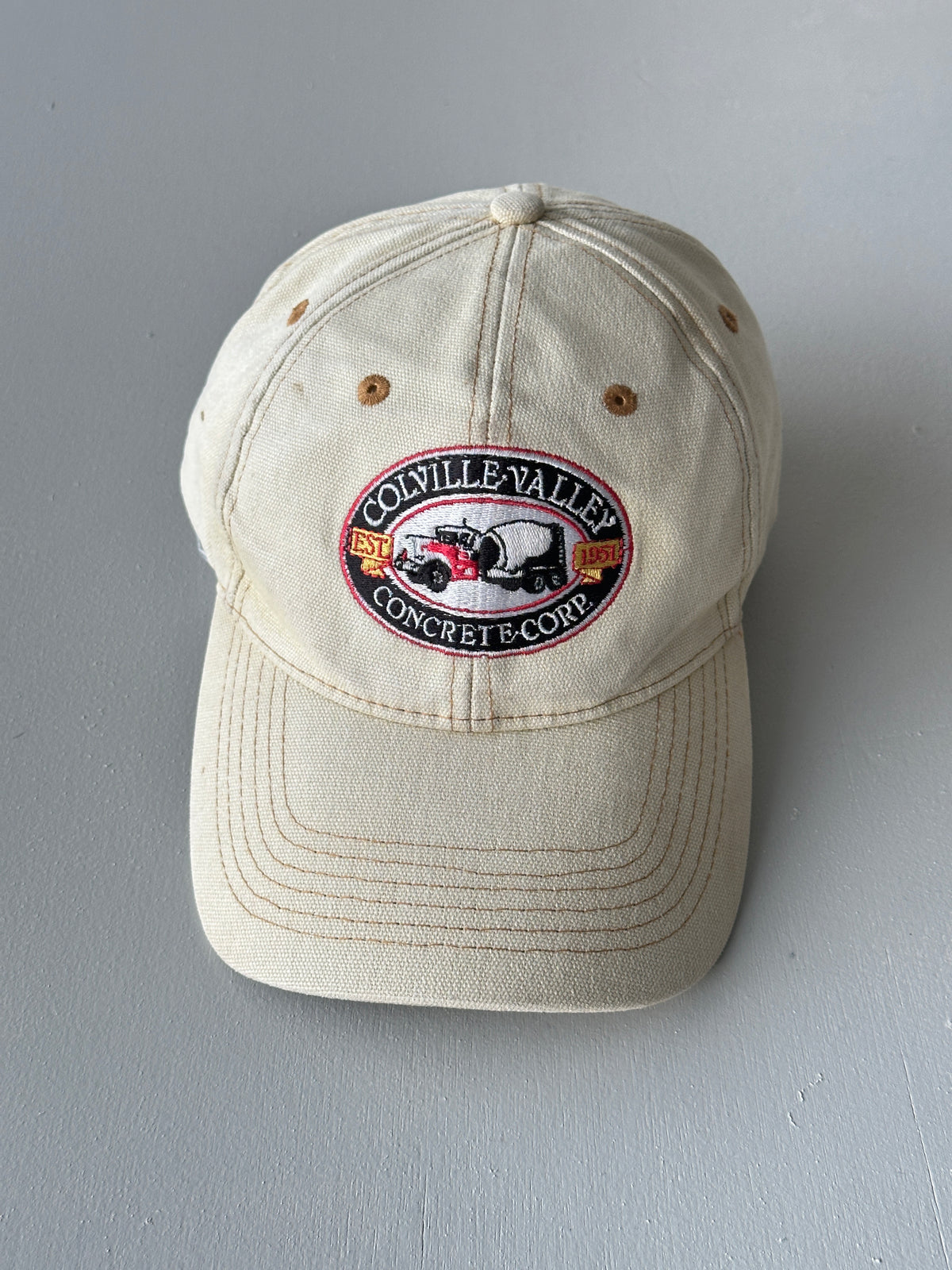 Cream Colville Valley Concrete Corp 90's Vintage SnapBack Trucker Cap