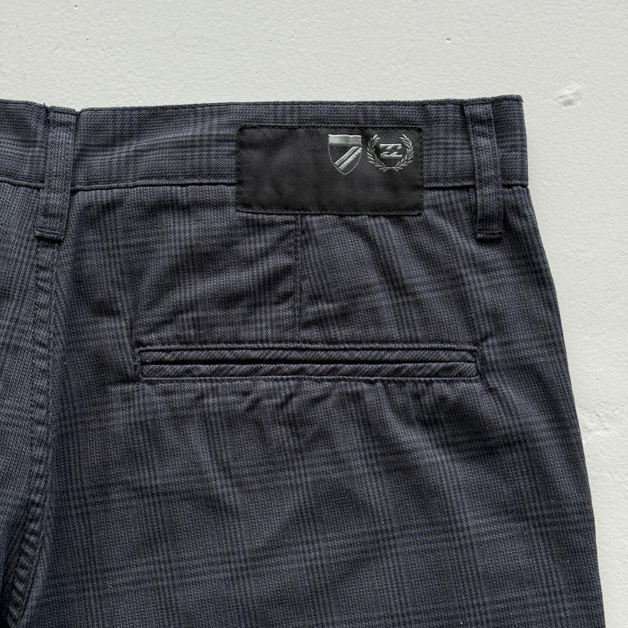 Black Billabong Surfwear Cotton 00’s Cargo Shorts - 32"