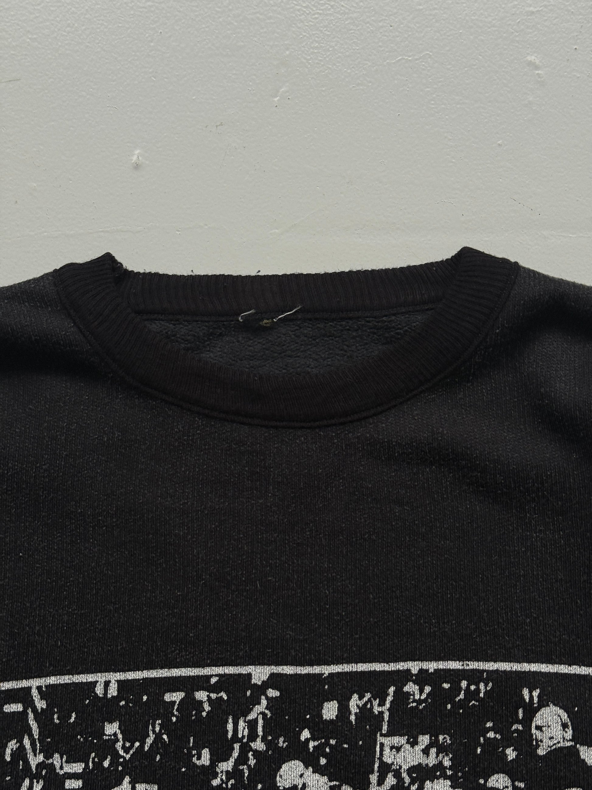 Black American Football 80's Vintage Graphic Sweatshirt Jumper - Large