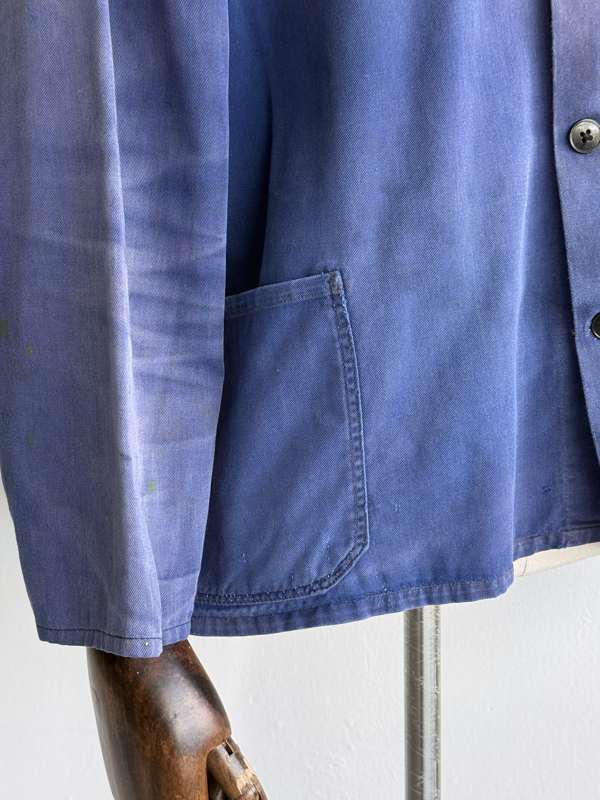 Thrashed Blue French 1950's Vintage Workwear Chore Jacket CH487 - Small