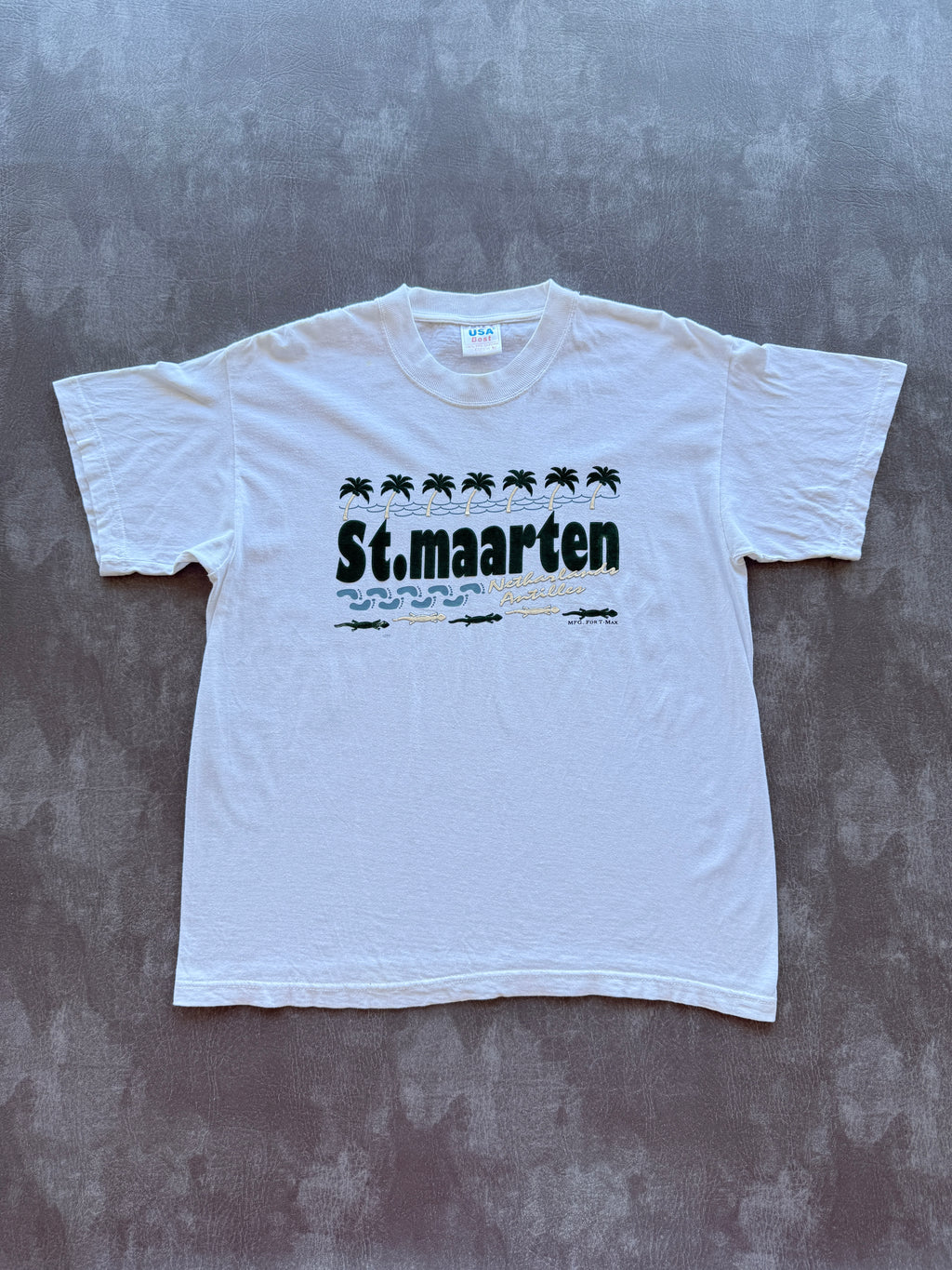 White St. Maarten Netherlands Antilles 90's Vintage Tourist Graphic T-Shirt - Me