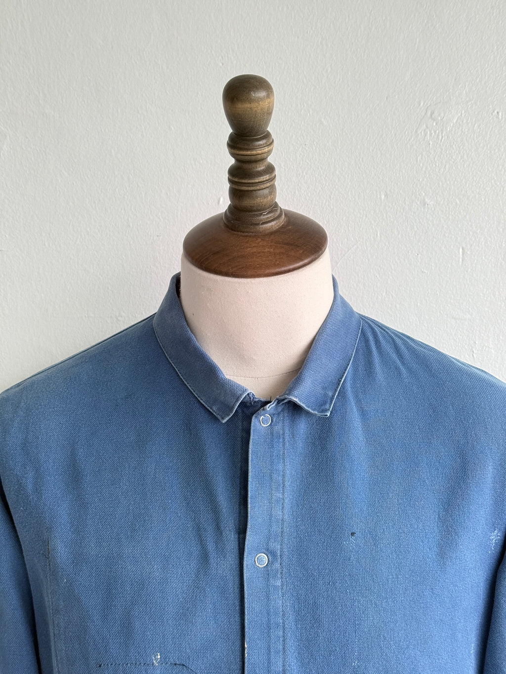 Thrashed Blue French 80's Vintage Workwear Chore Jacket CH444 - Small