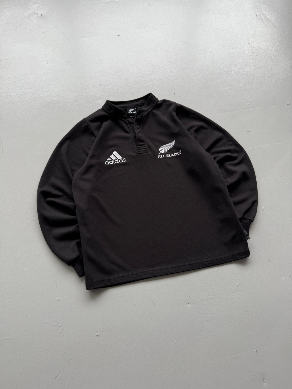 Adidas New Zealand 00's Vintage All Blacks Home Rugby Jersey - Small