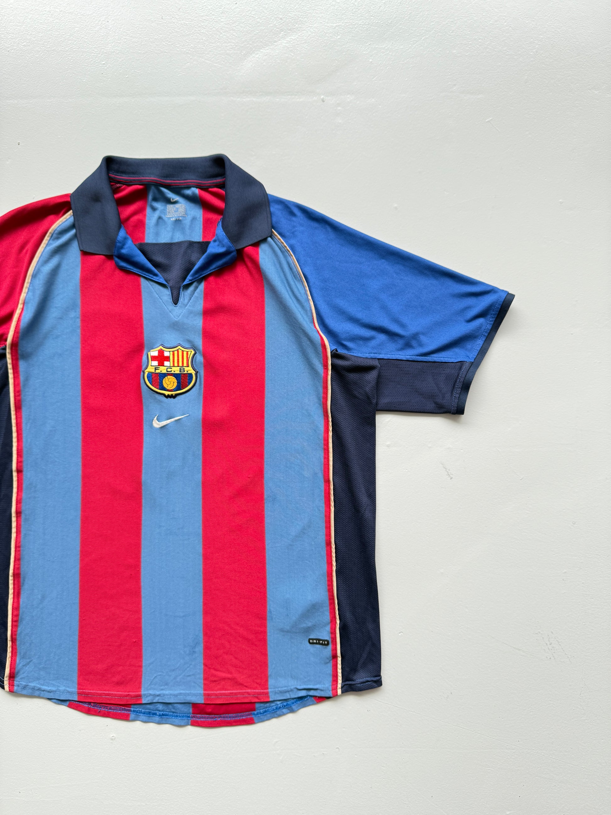 Nike FC Barcelona Rivaldo #10 00's Vintage Home Football Shirt - Large