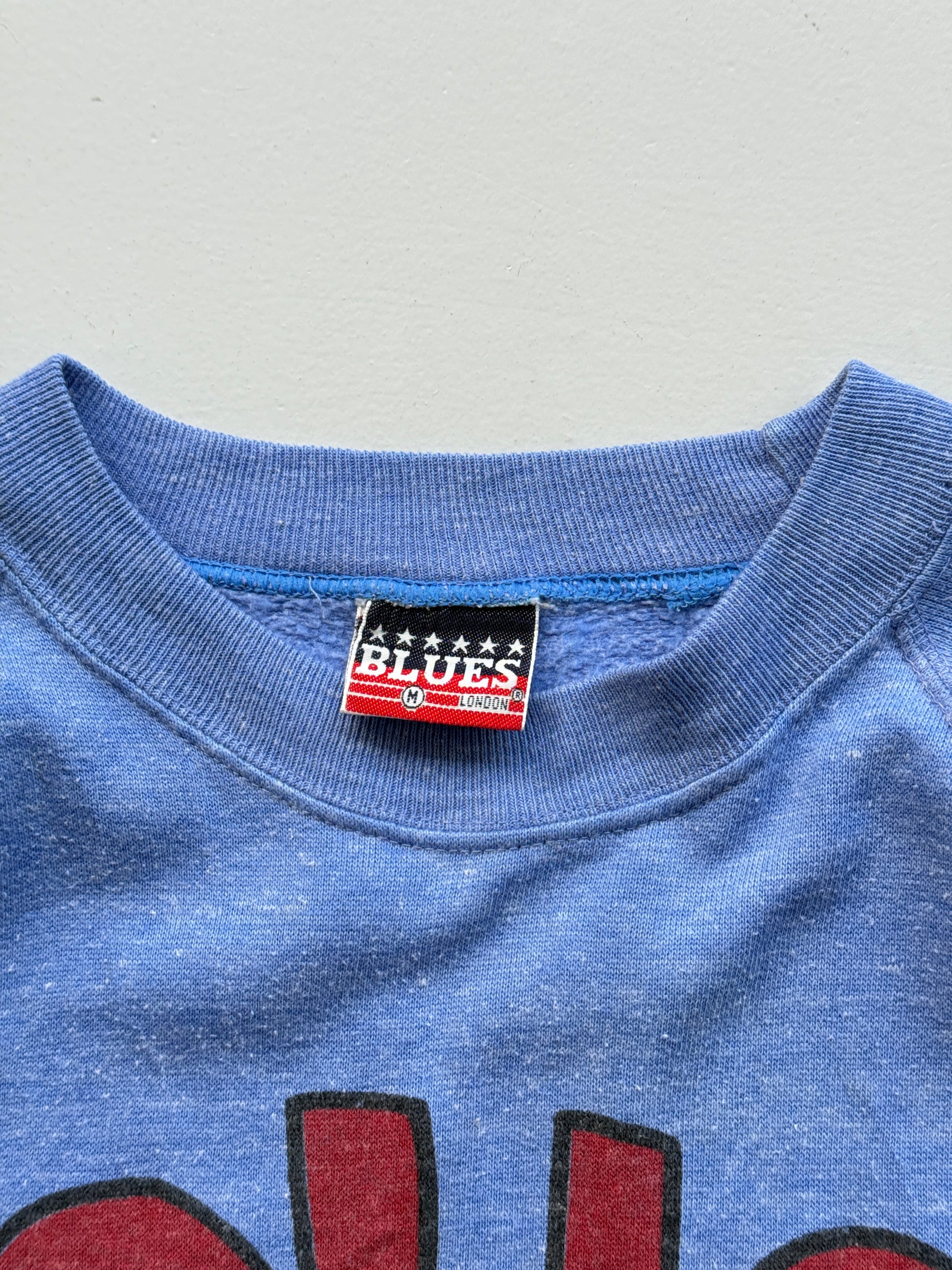 Blue Mickey and Minnie 90's Vintage Disney Graphic Sweatshirt - Small