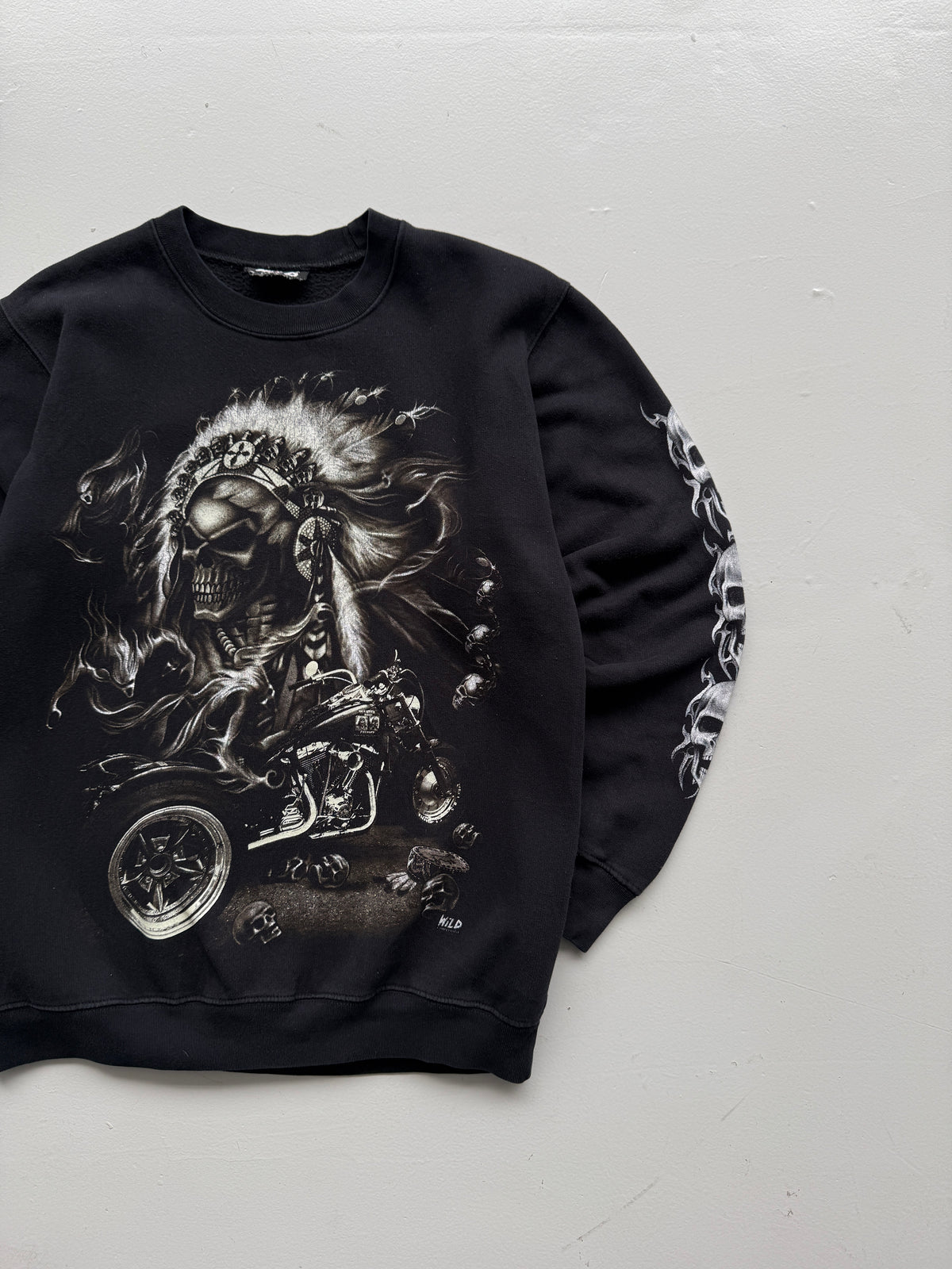 Wild Gothic Skull Biker 00's Vintage Graphic Sweatshirt - Medium