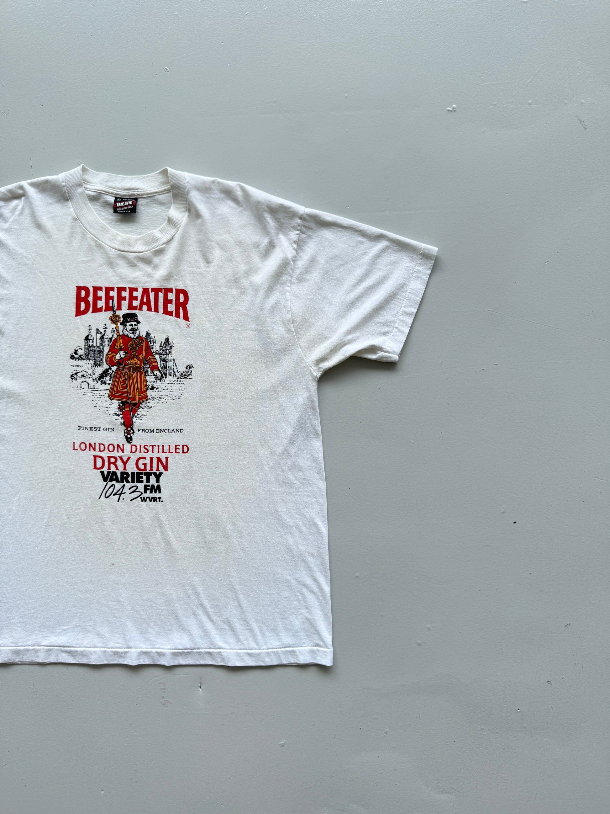 White Beefeater Gin 90's Vintage Single Stitch Graphic T-Shirt- XL