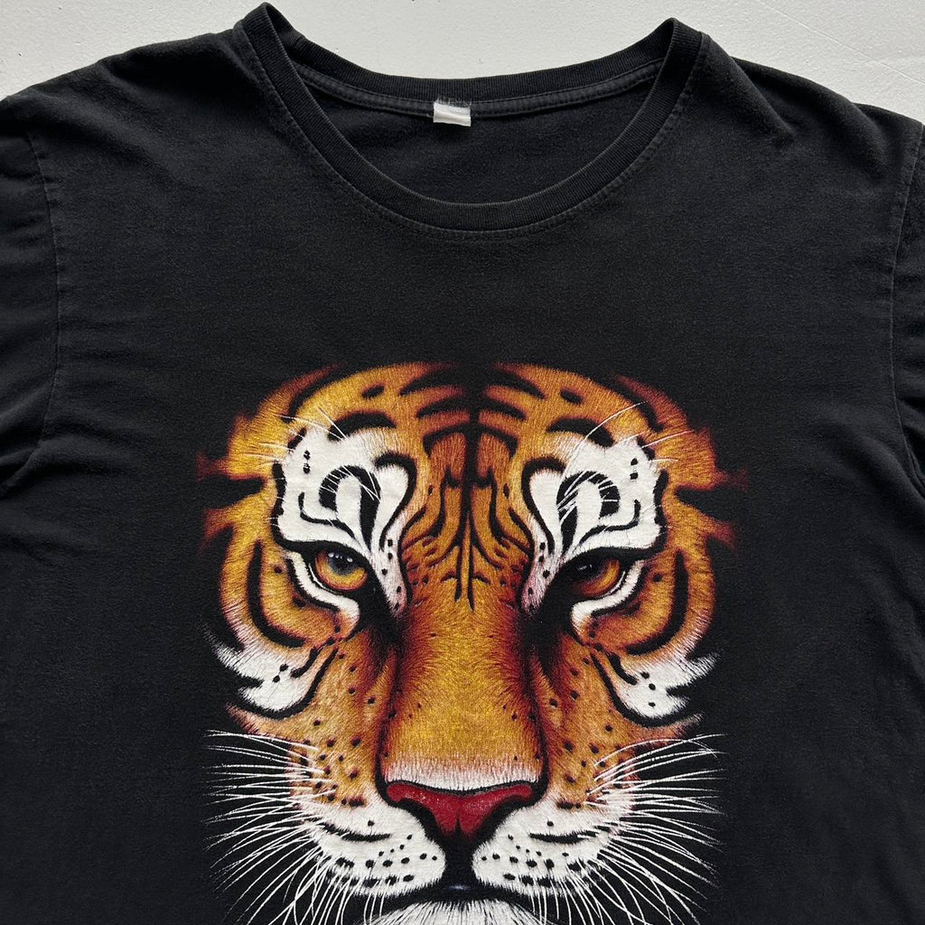Black Tiger 90s Vintage T-shirt - Medium