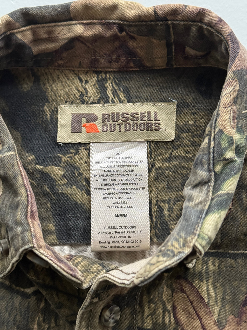 Green Real Tree Camo Russell Outdoors 90's Vintage Long Sleeve Shirt - Medium