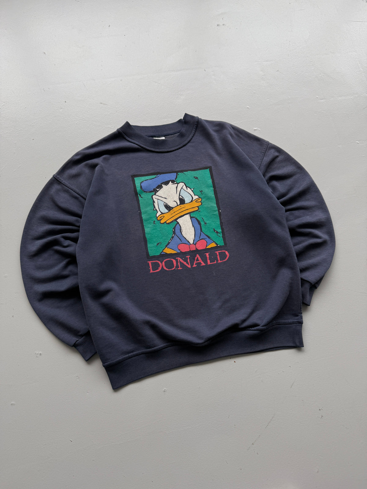 Disney Store Donald Duck 90's Vintage Sweatshirt - Medium