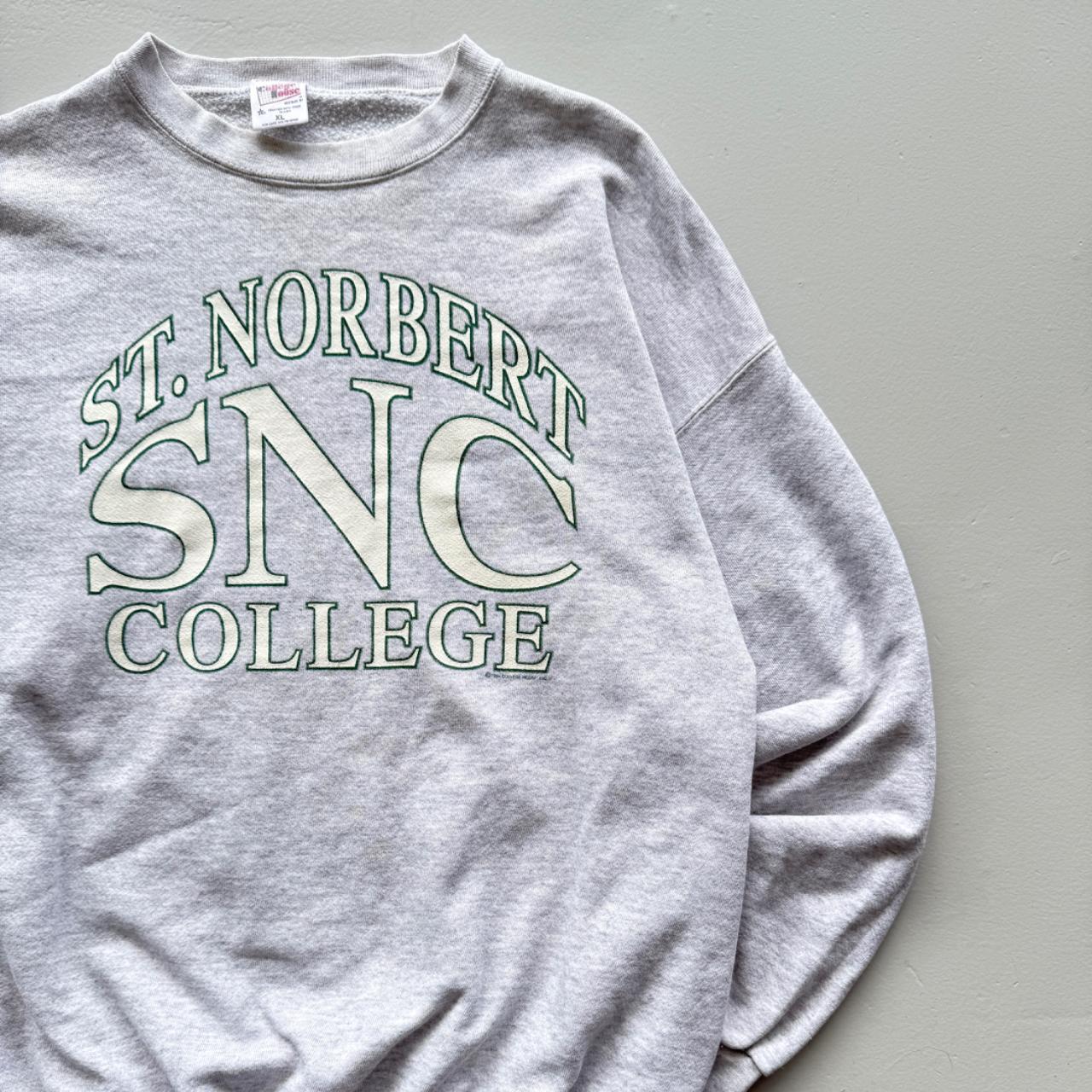 Grey St. Norbert 90’s Vintage Collage Graphic Sweatshirt - XL