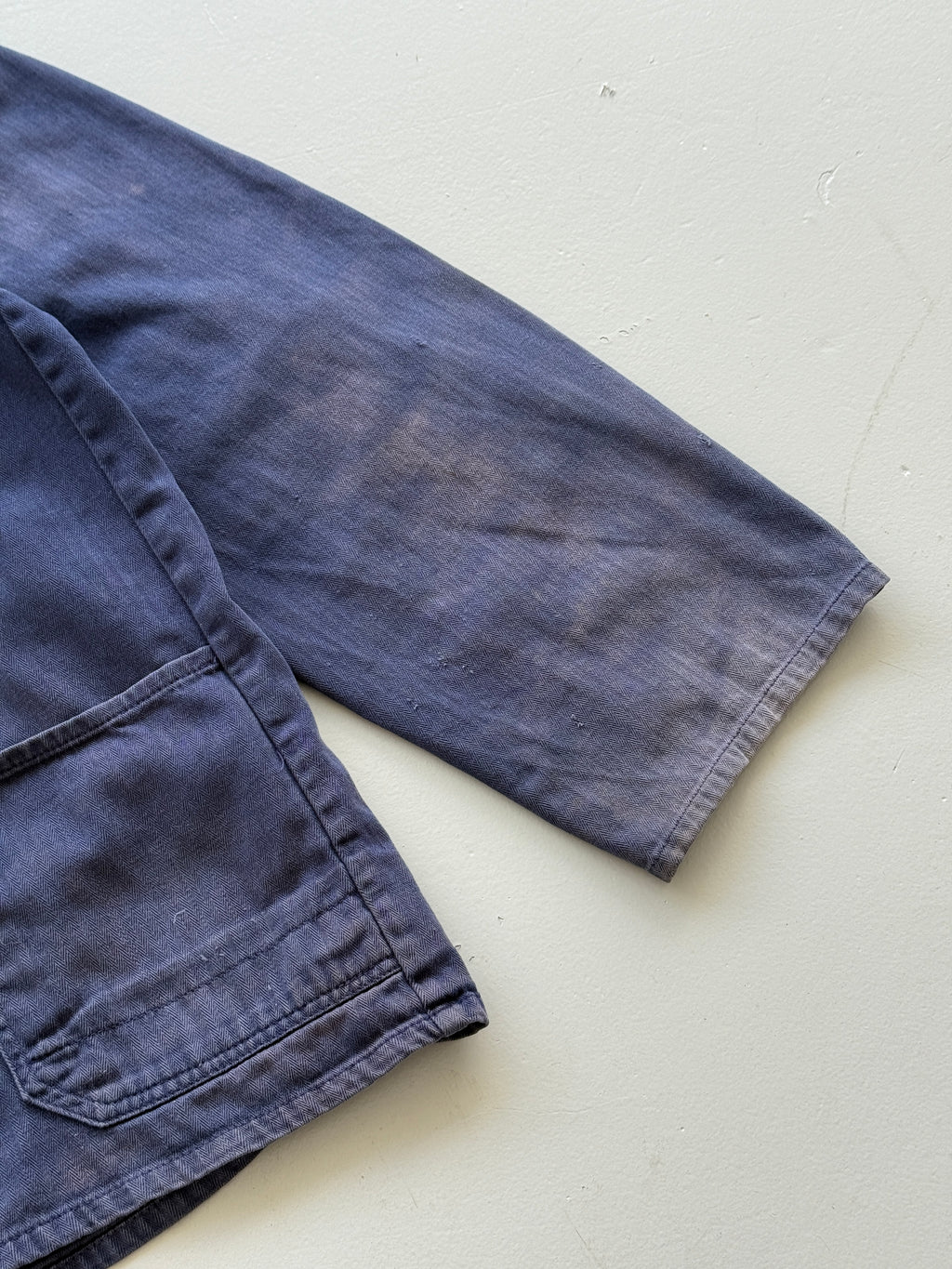 Thrashed Blue Herringbone French Vintage Workwear Chore Jacket CH363 - Large