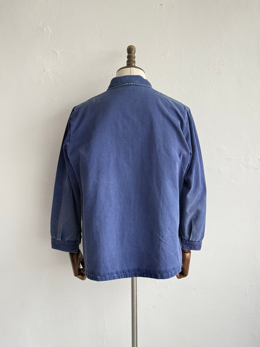 Thrashed Blue French 80's Vintage Workwear Chore Jacket CH562 - Medium