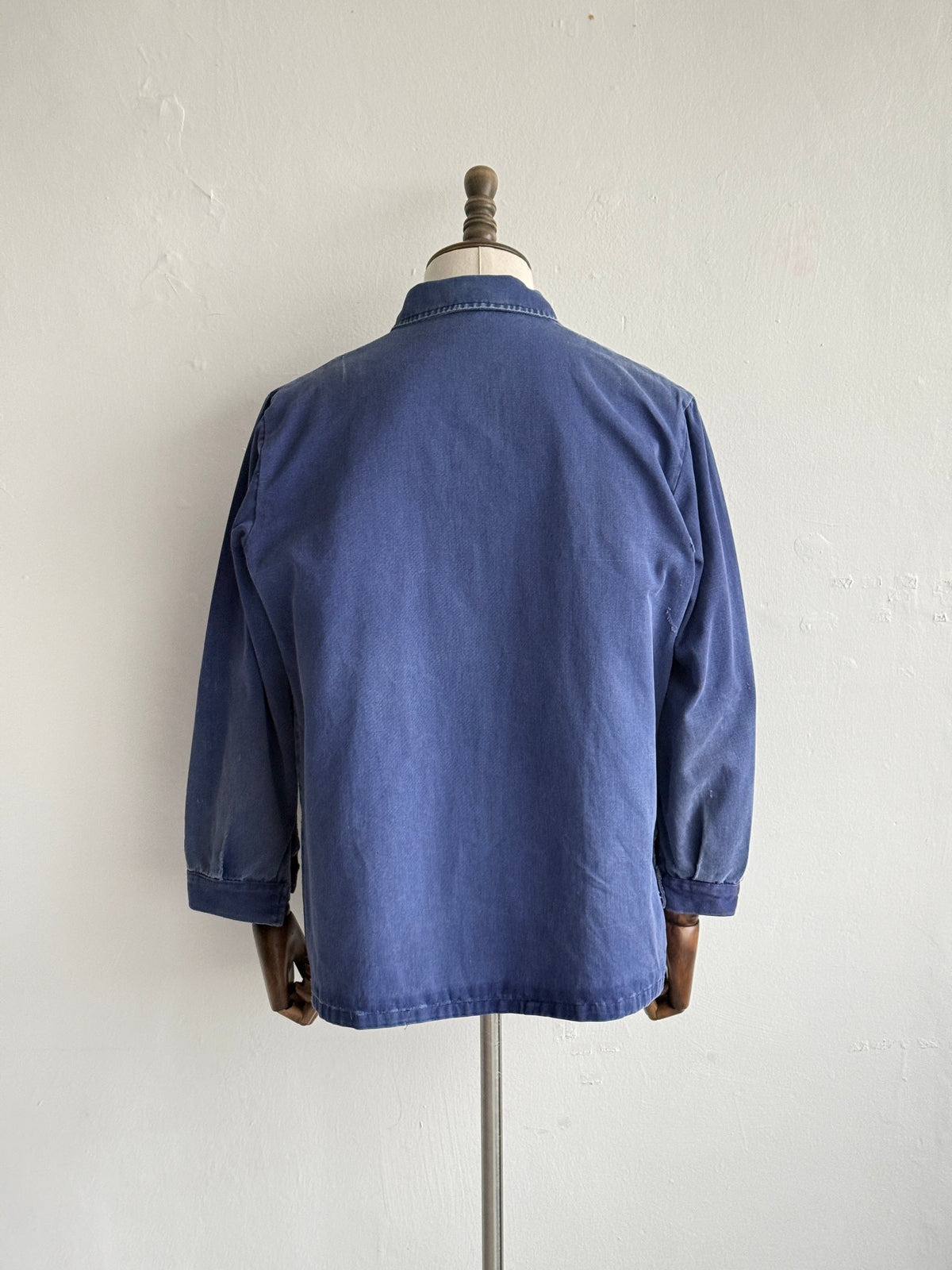 Thrashed Blue French 80's Vintage Workwear Chore Jacket CH562 - Medium