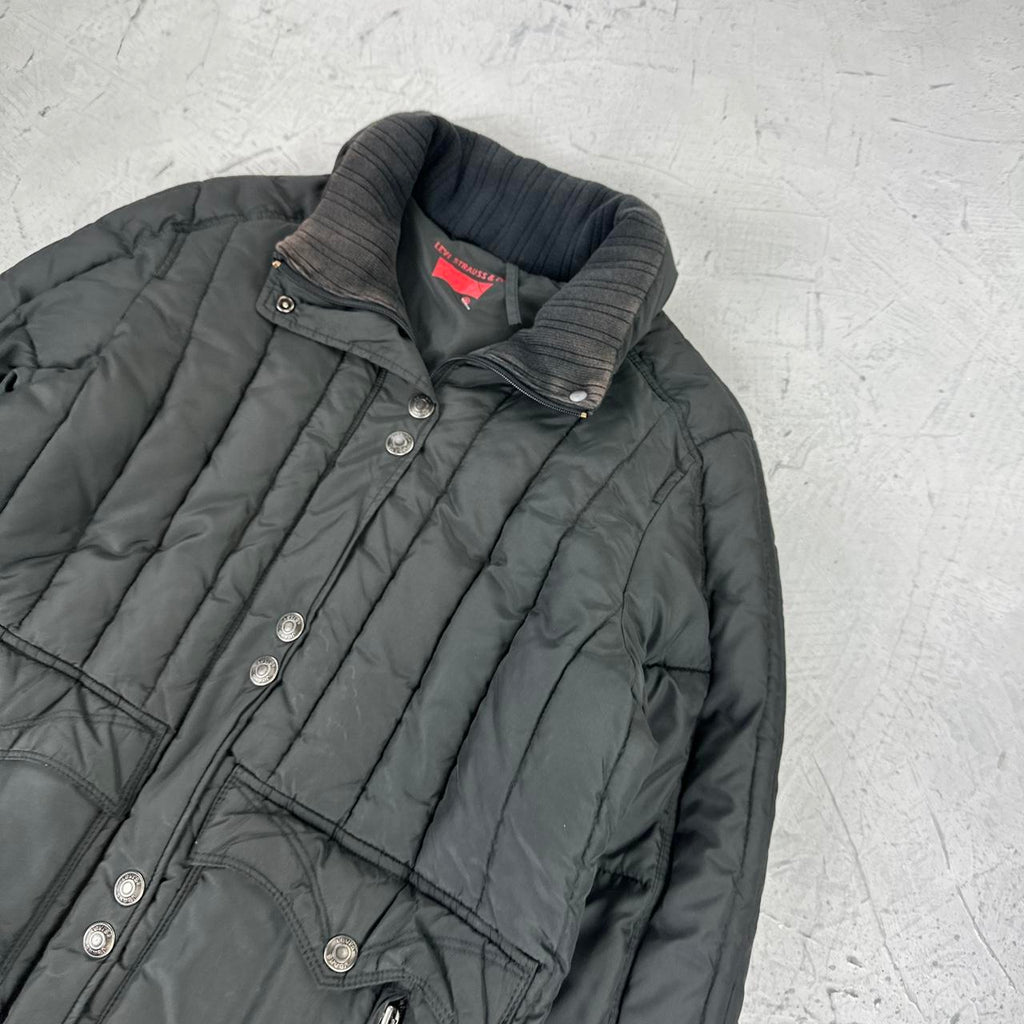 Levi’s Black Y2K Puffer Jacket - Medium