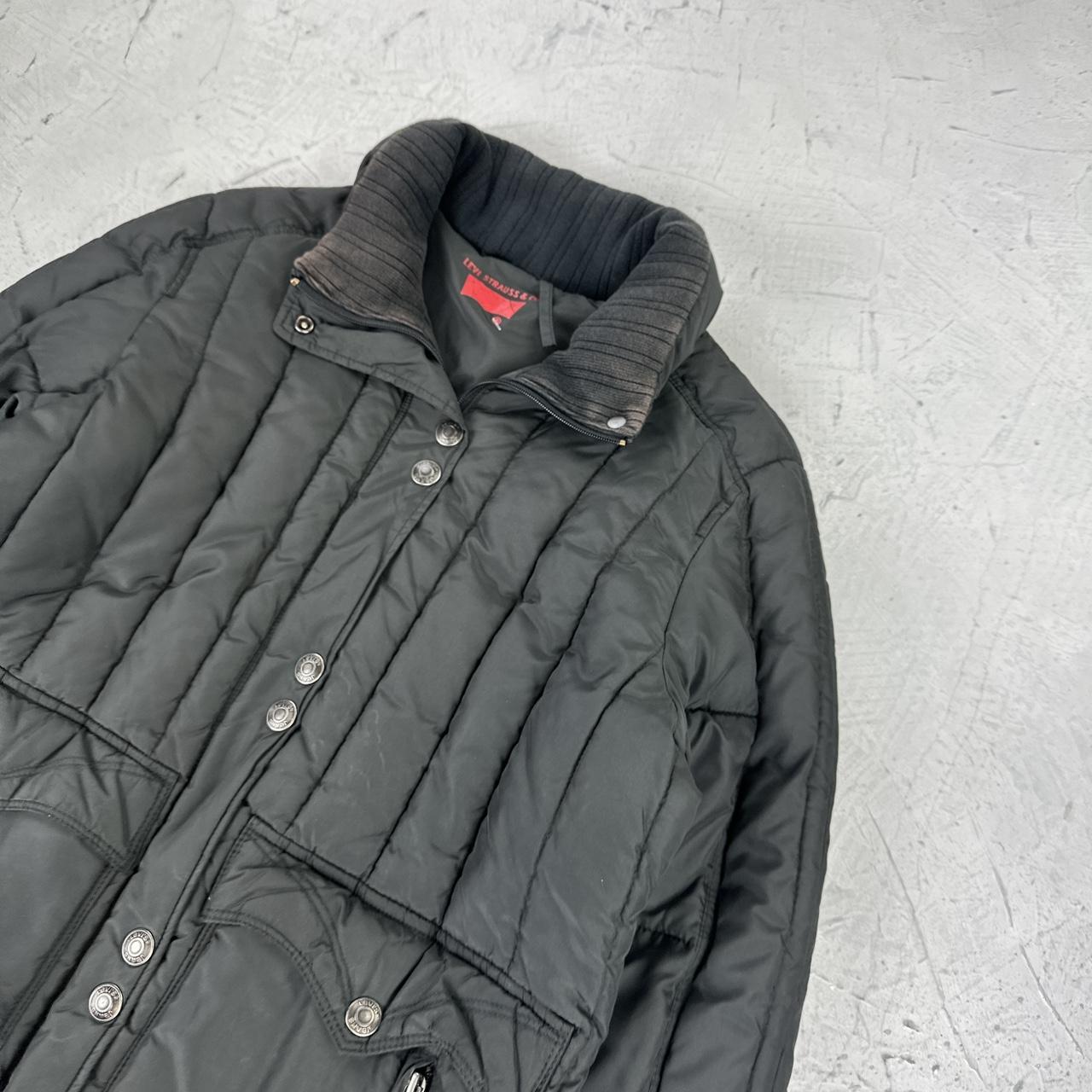Levi’s Black Y2K Puffer Jacket - Medium
