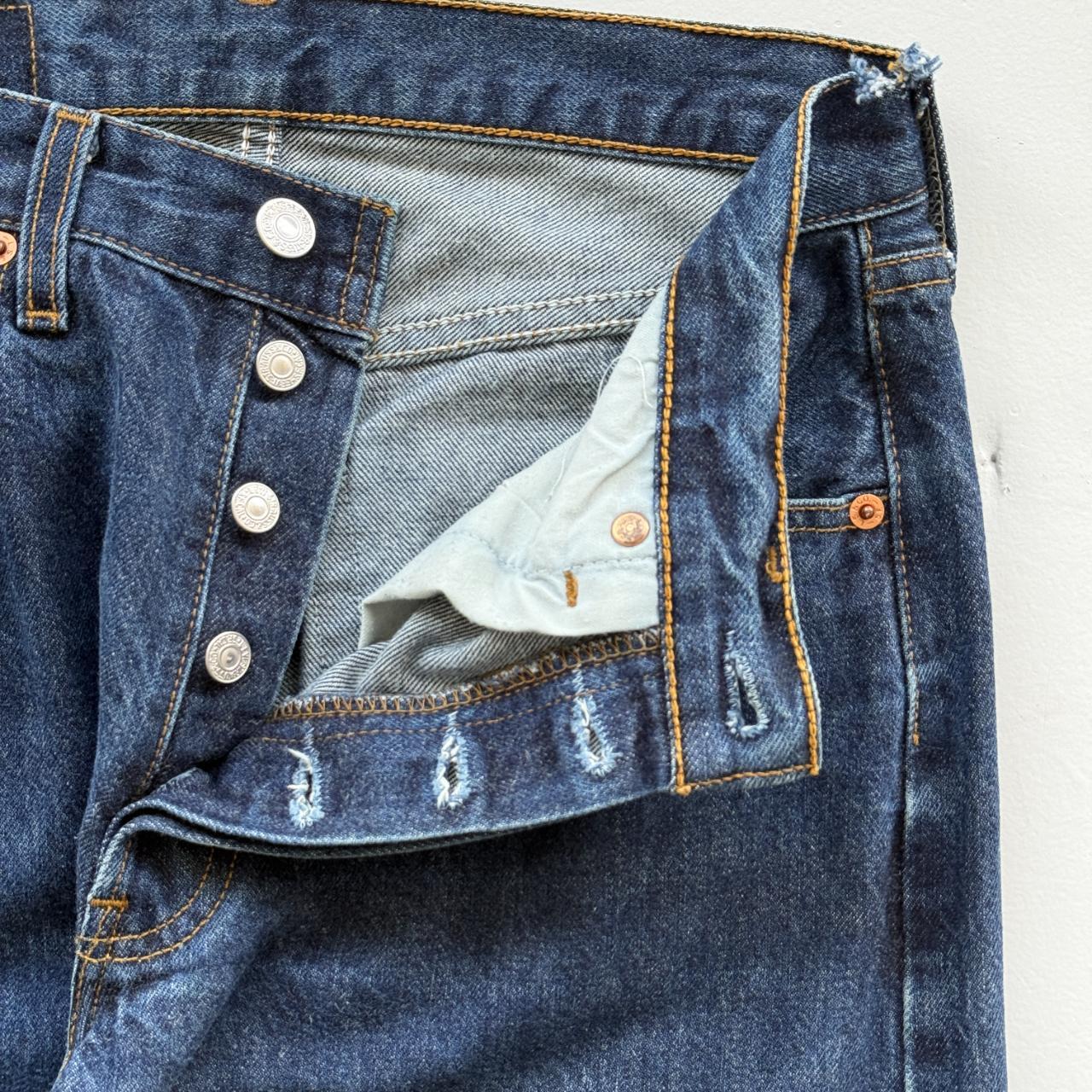 Blue Levi's Denim Straight Leg 90's Vintage Jeans - 29” x 33”