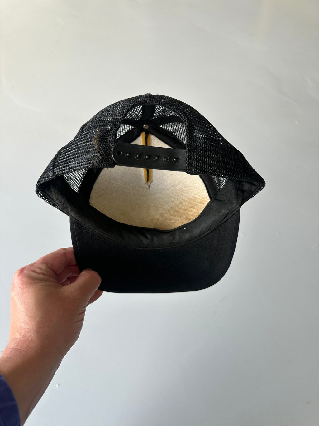 Black Vintage SnapBack Trucker Cap Foam & Mesh Alabama Script