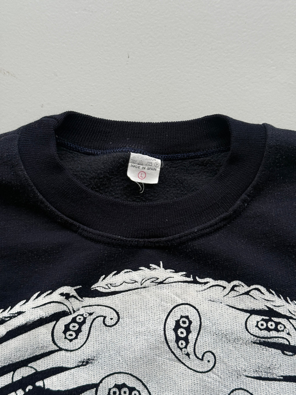 Black American Bulldog Graphic 90's Vintage Sweatshirt - Medium