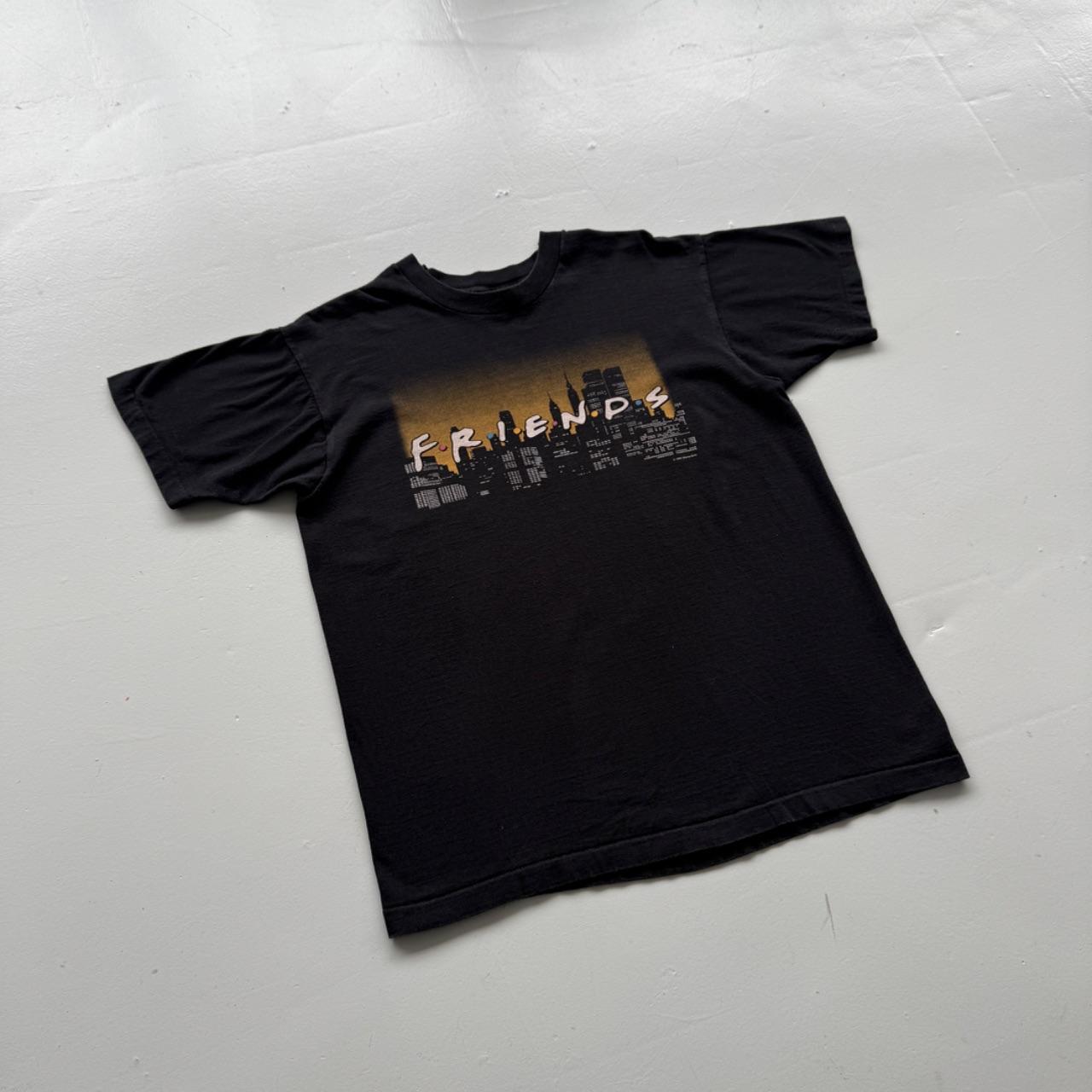 Black Friends 90s Vintage Logo T-shirt - Large