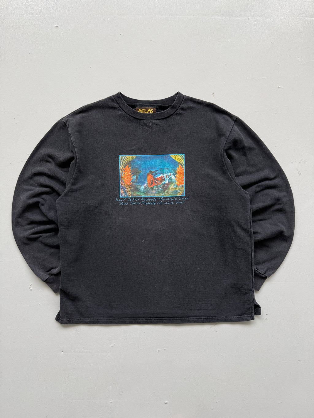 Atlas For Men Surf Tahiti Papeete Honolulu 90's Vintage Sweatshirt - XL