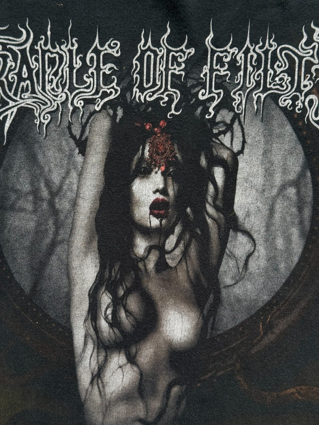 Cradle of Filth Creature from the Black Abyss 00's Vintage Graphic Band T-Shirt