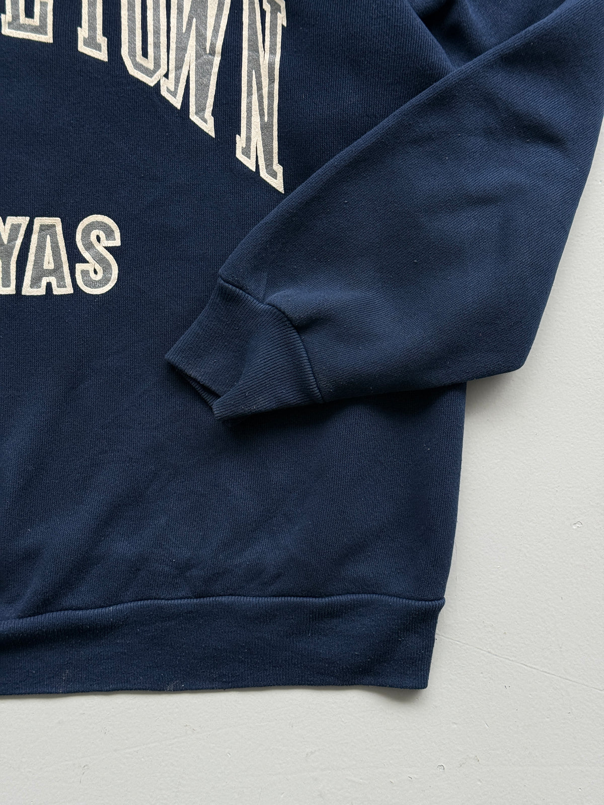Discus Athletic Georgetown Hoyas Made in USA 80s/90s Vintage Sweatshirt - Large
