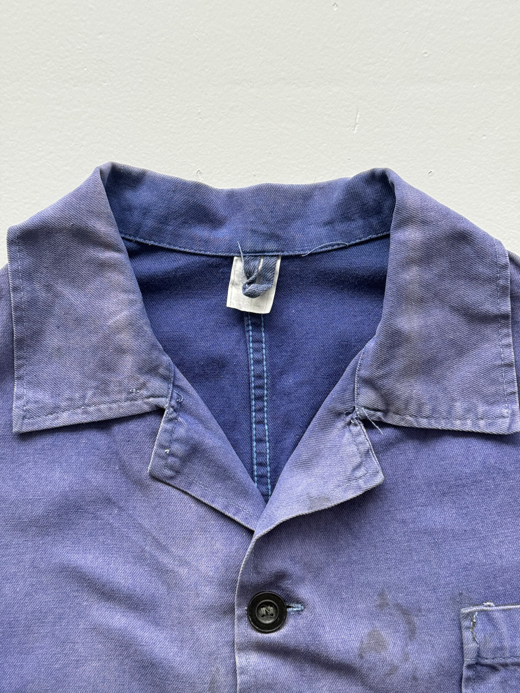Thrashed Faded Blue French Chore Jacket 70's Vintage Workwear CH188 - Large