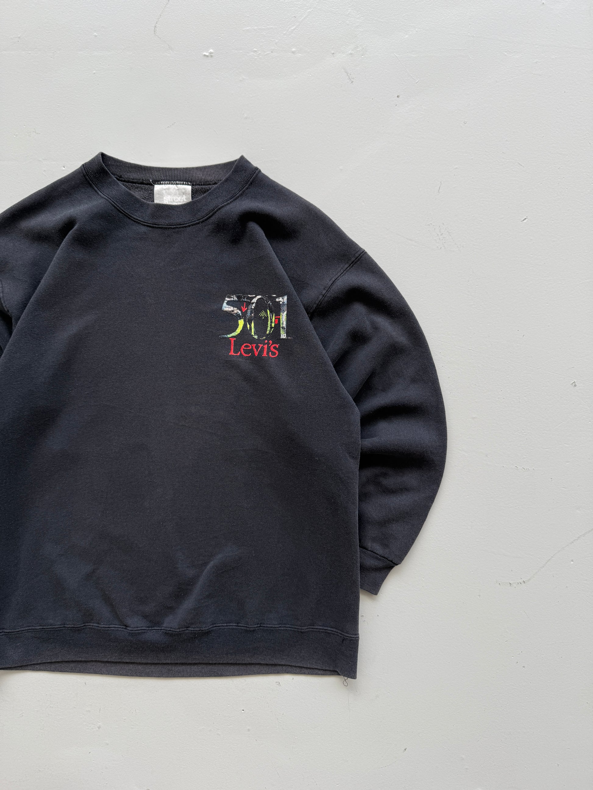 Levi's 501 City Blue 80's Vintage Graphic Sweatshirt - Medium