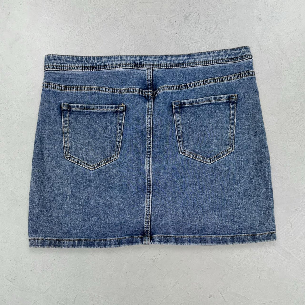 Womens Y2K Denim Mini Skirt - 32” x 15” Medium Size 10