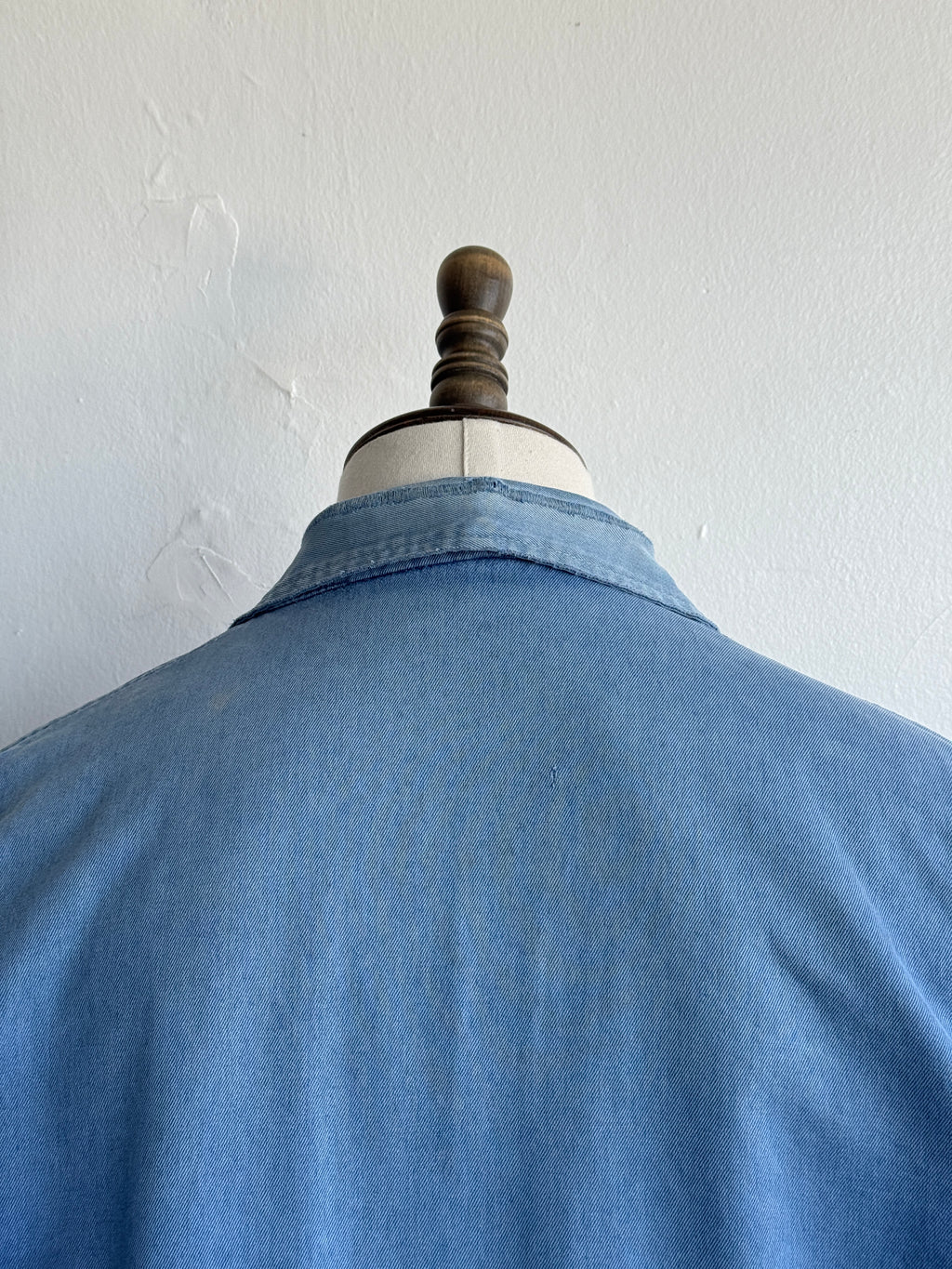 Thrashed Blue French 1950's Vintage Workwear Chore Jacket CH482 - Medium