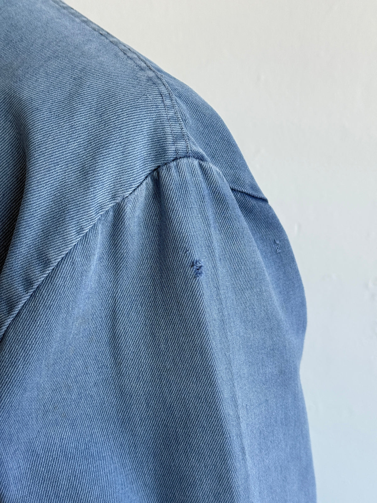 Thrashed Blue French 1950's Vintage Workwear Chore Jacket CH482 - Medium