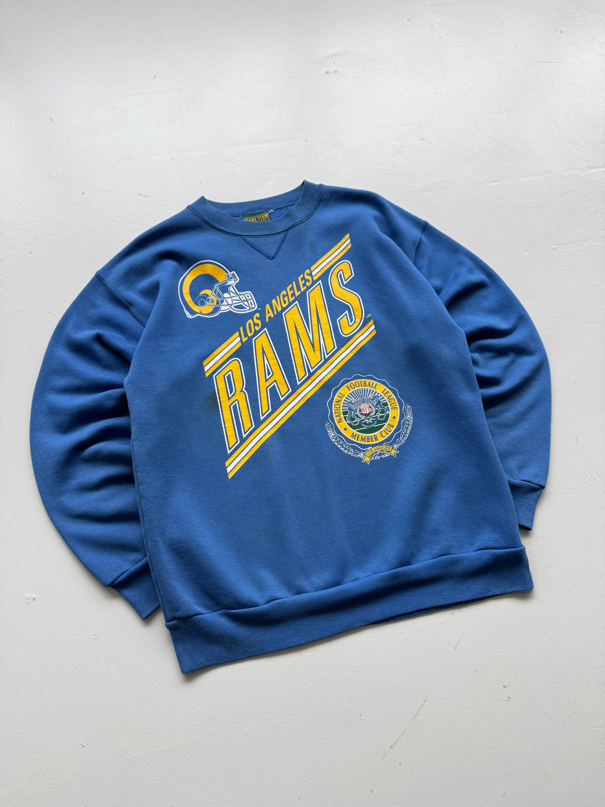 Home Team Advantage LA Rams NFL 90's Vintage Sweatshirt - Medium