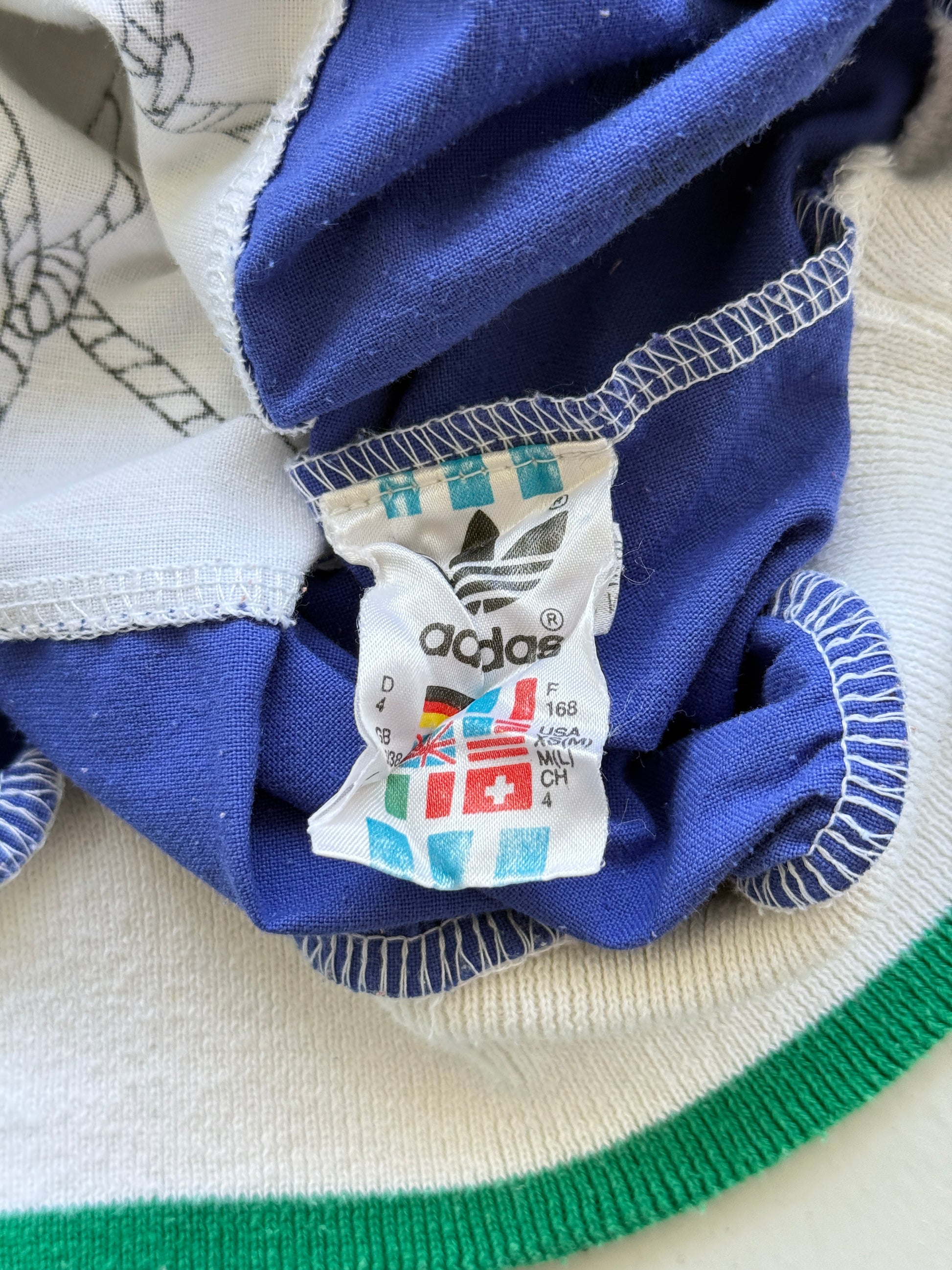 White Adidas 80's Vintage Graphic Tennis Pullover Windbreaker - Boxy Medium